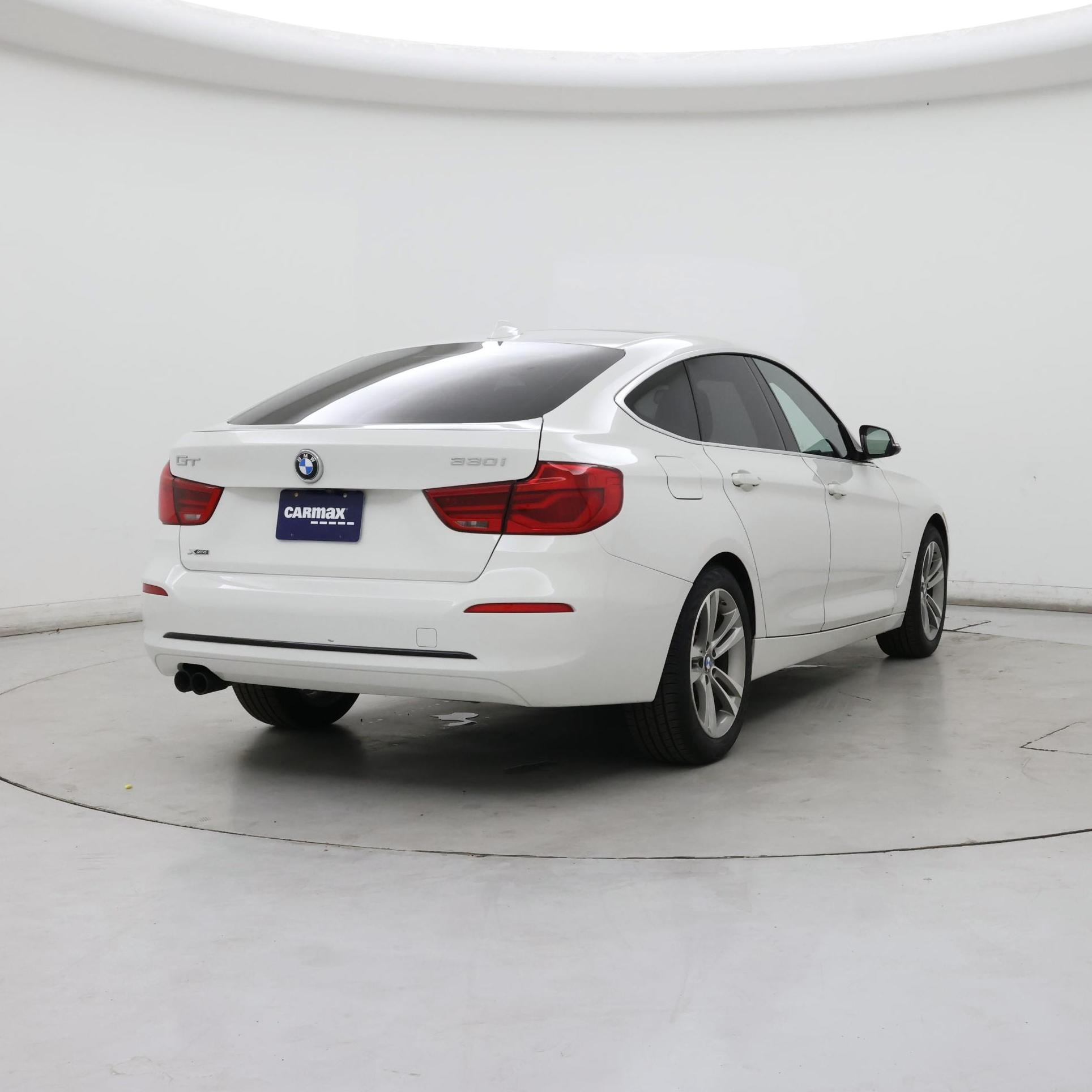 Thumbnail: 2018 BMW 3 Series - 8