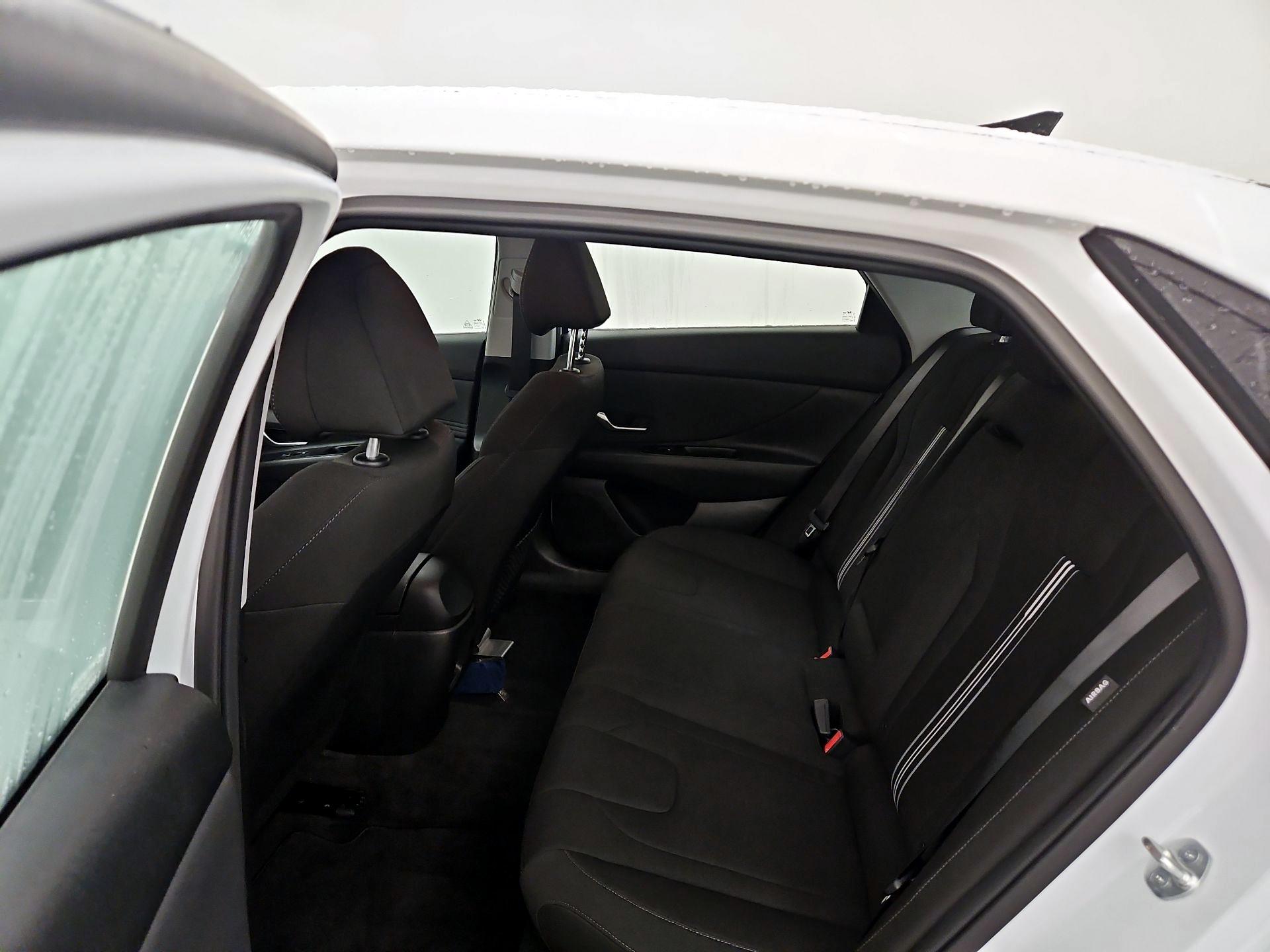 Thumbnail: 2024 Hyundai Elantra - 20