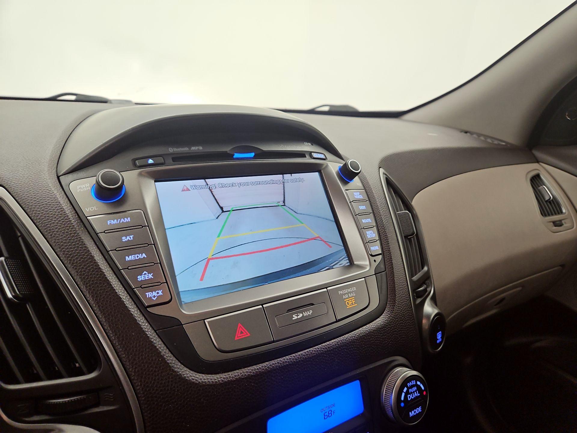 Thumbnail: 2014 Hyundai Tucson - 15