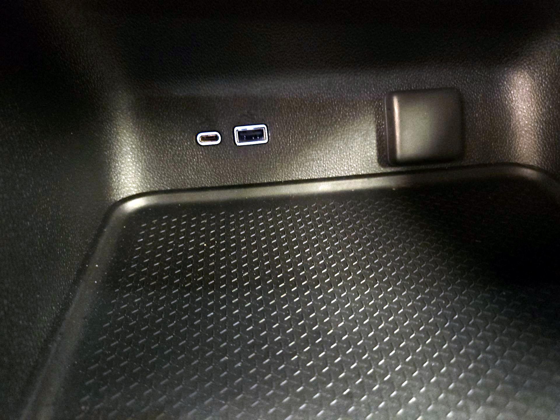 Thumbnail: 2024 Chevrolet Traverse - 19