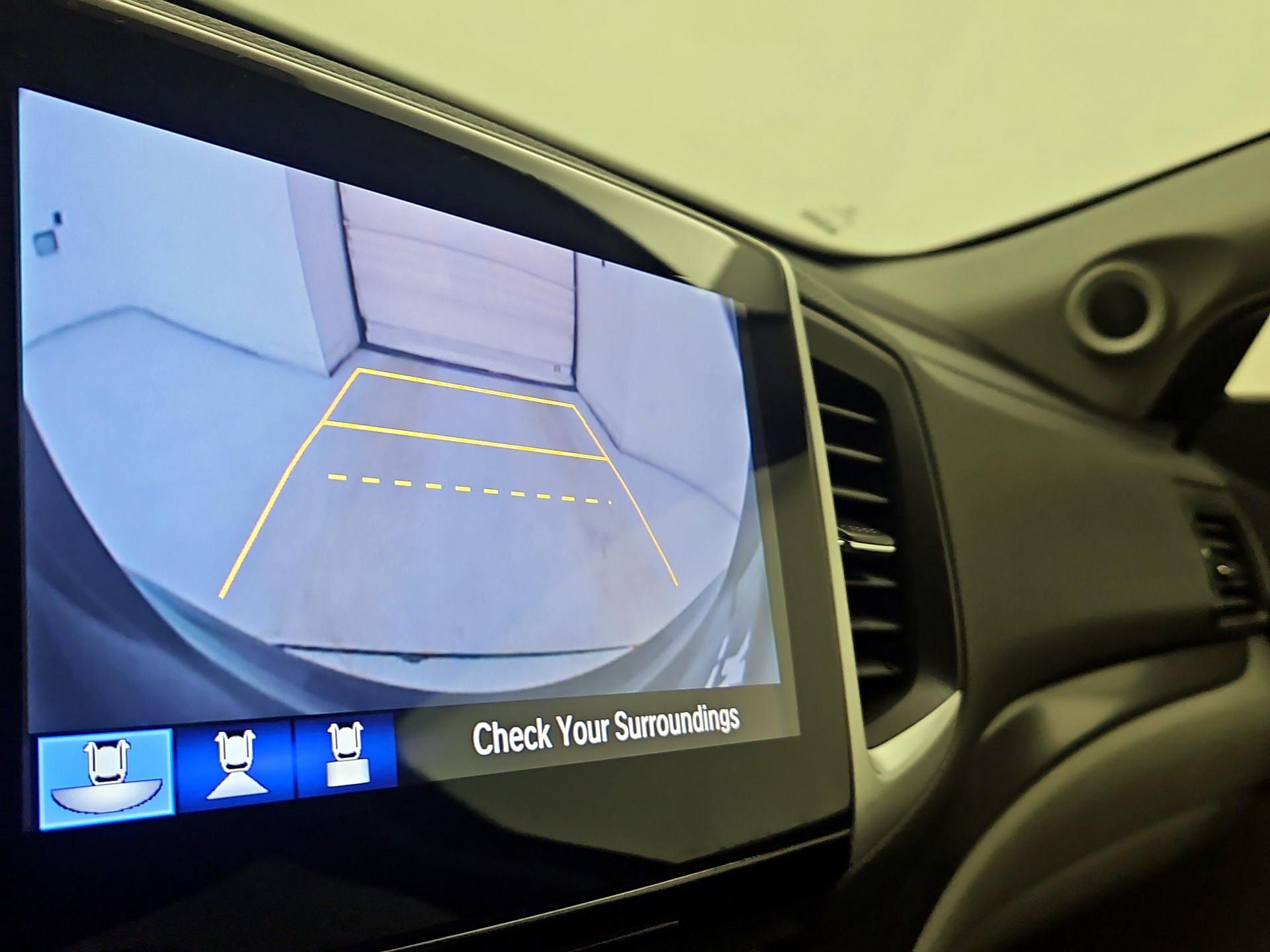 Thumbnail: 2018 Honda Pilot - 14