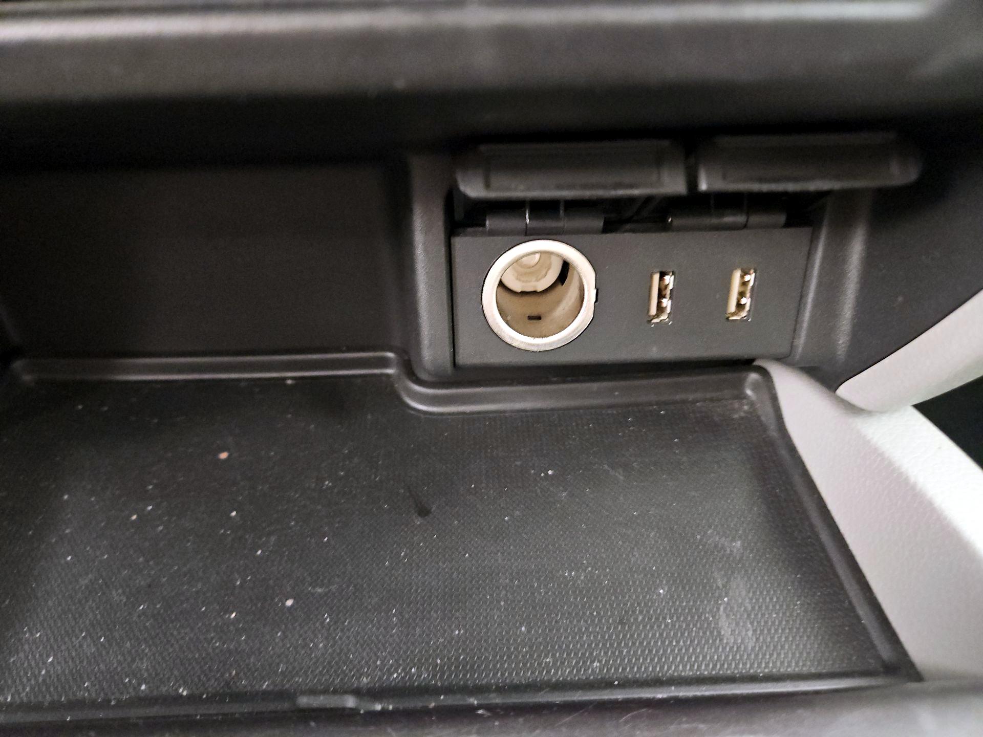 Thumbnail: 2018 Honda Pilot - 18