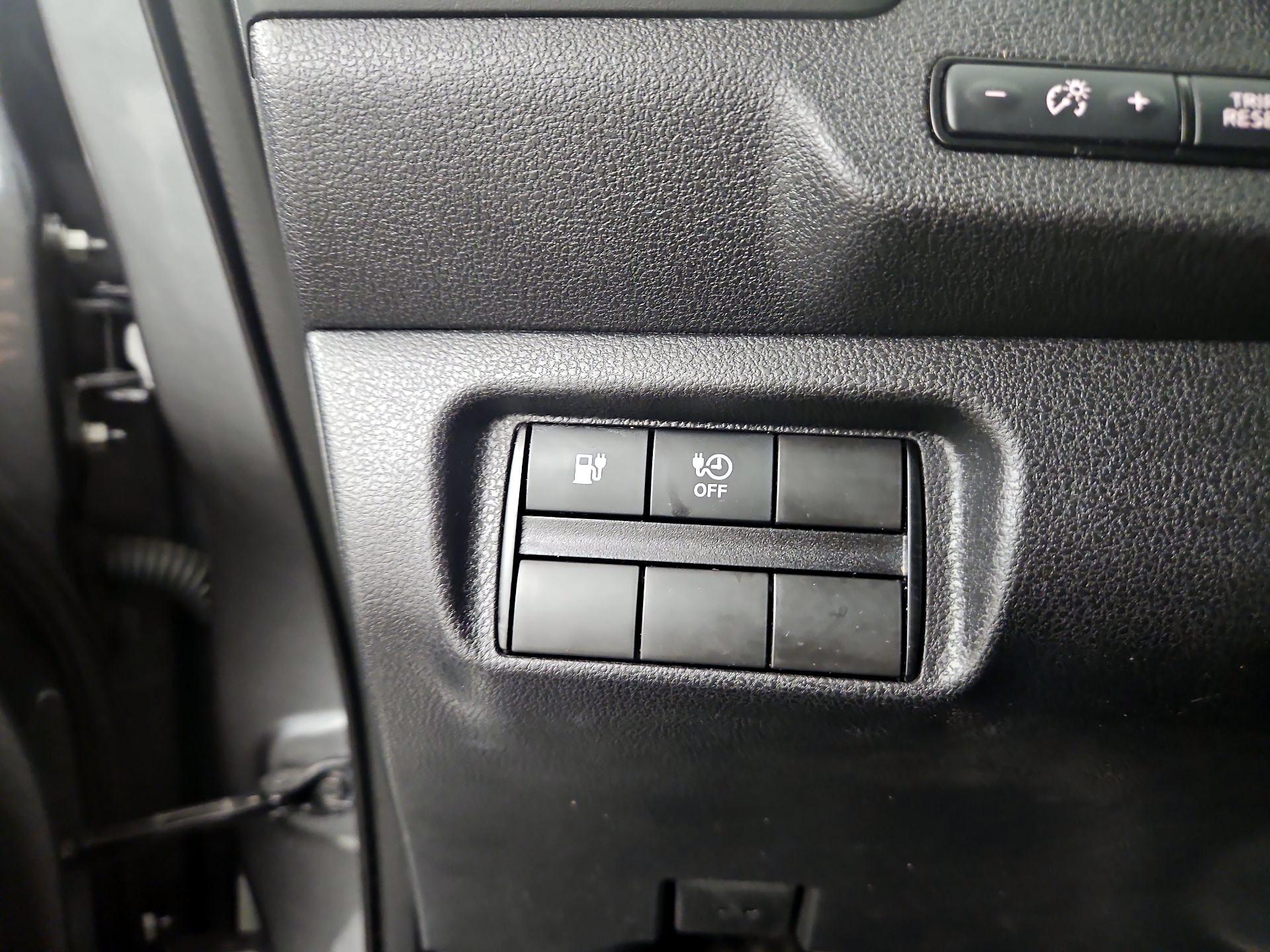 Thumbnail: 2019 Nissan Leaf - 13