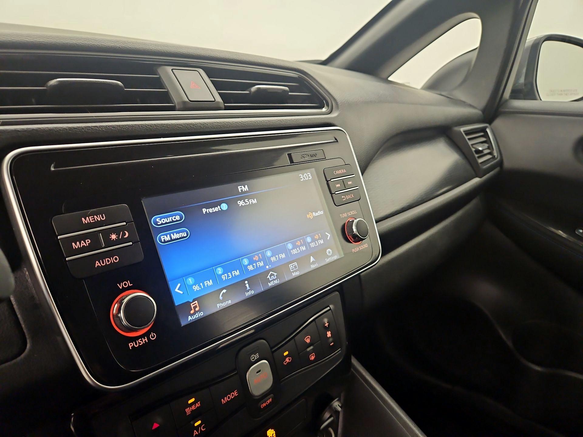 Thumbnail: 2019 Nissan Leaf - 16