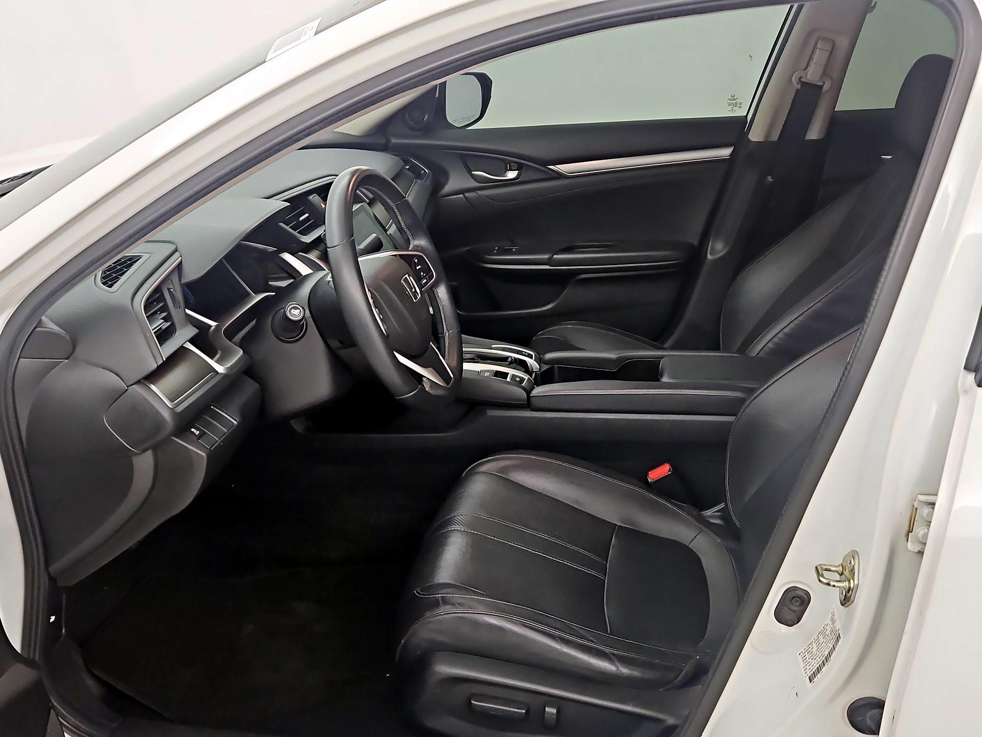 Thumbnail: 2016 Honda Civic - 11