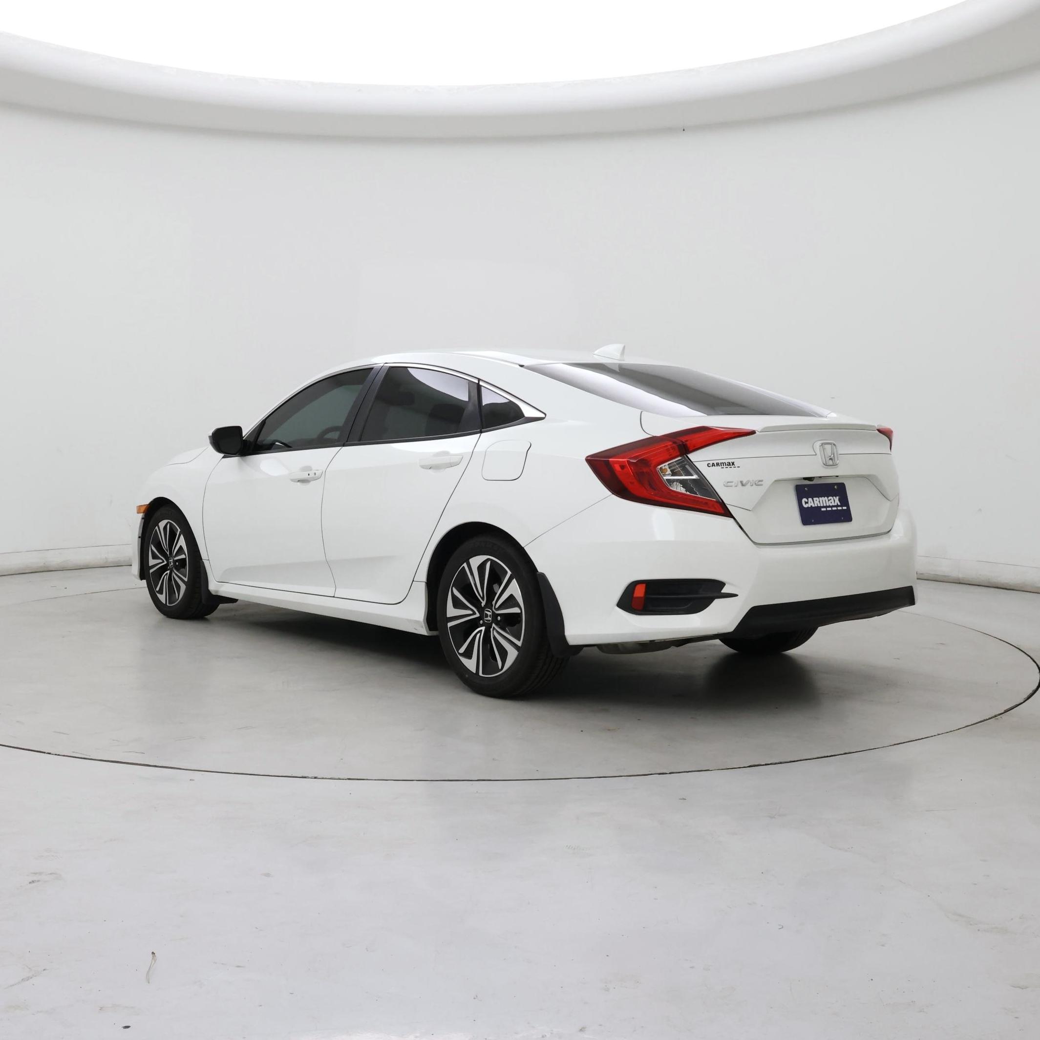 Thumbnail: 2016 Honda Civic - 2