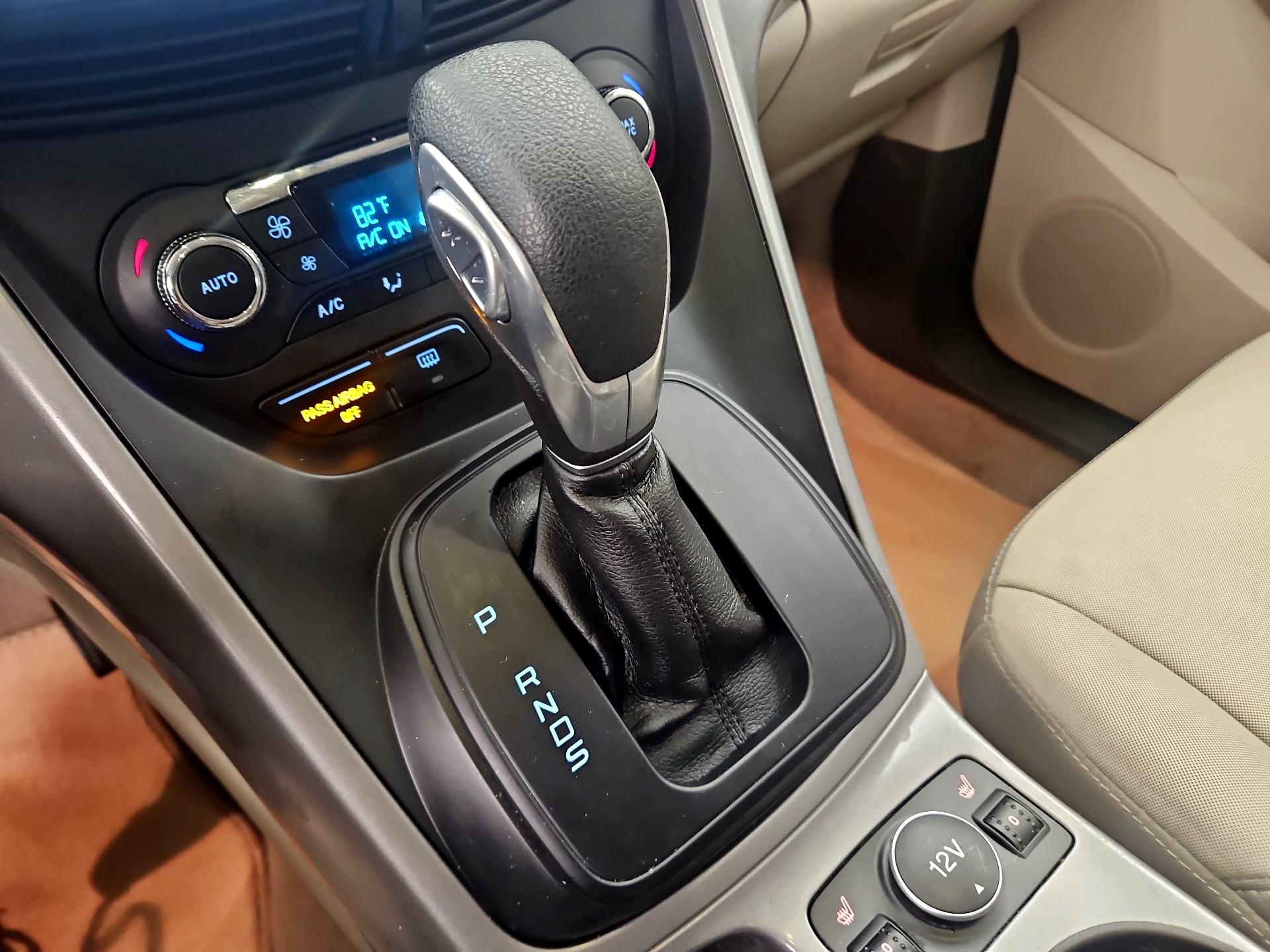 Thumbnail: 2016 Ford Escape - 18