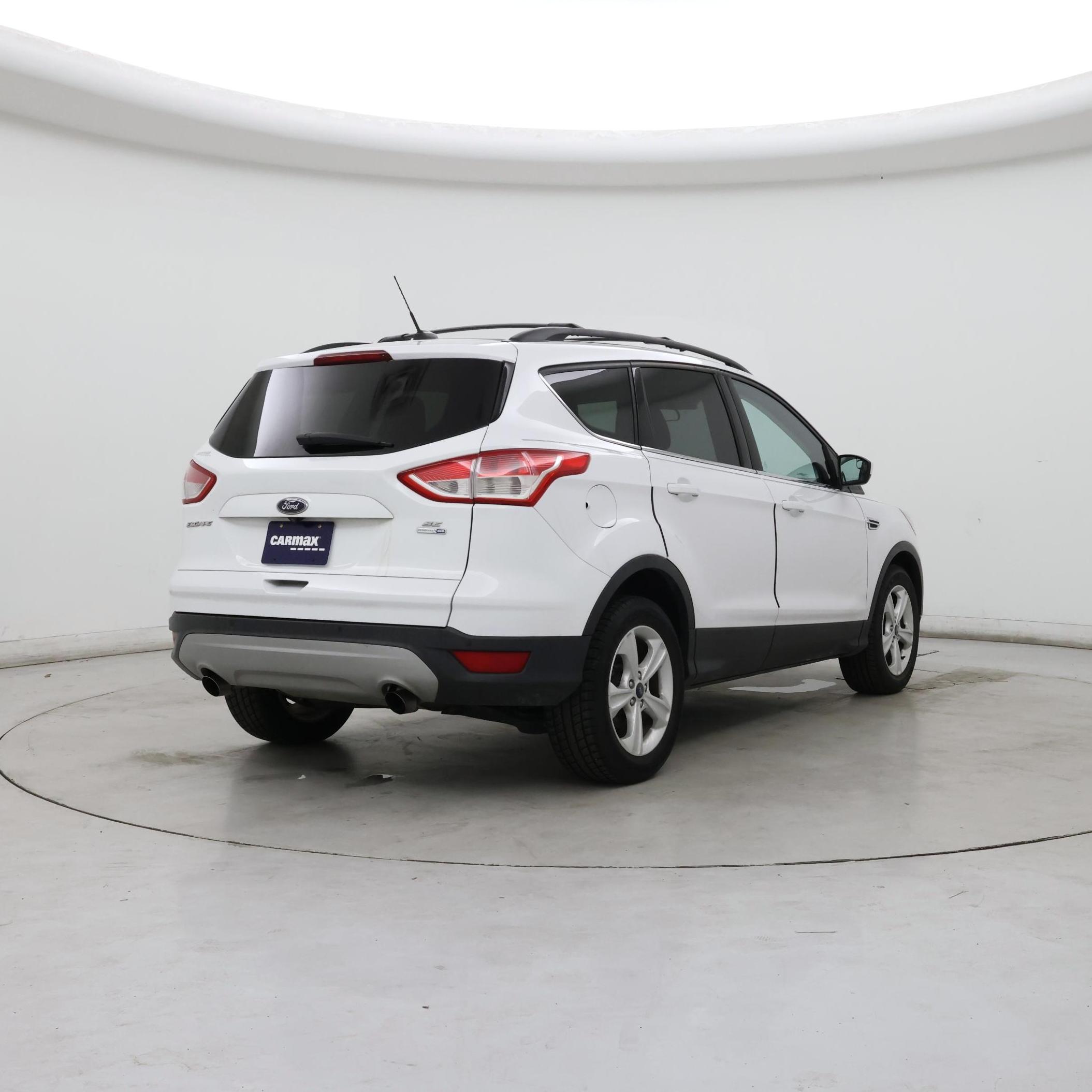 Thumbnail: 2016 Ford Escape - 8