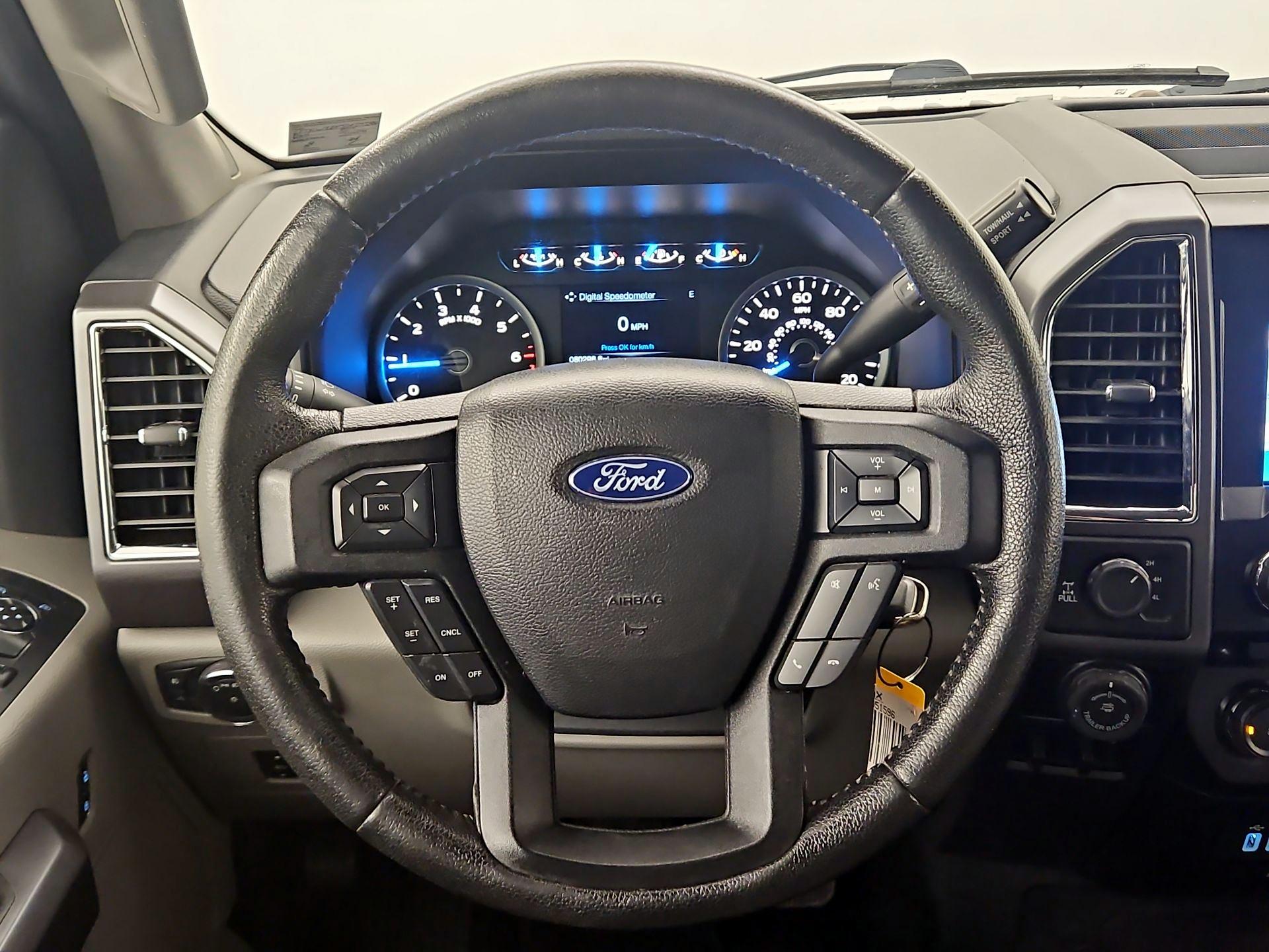 Thumbnail: 2016 Ford F-150 - 10