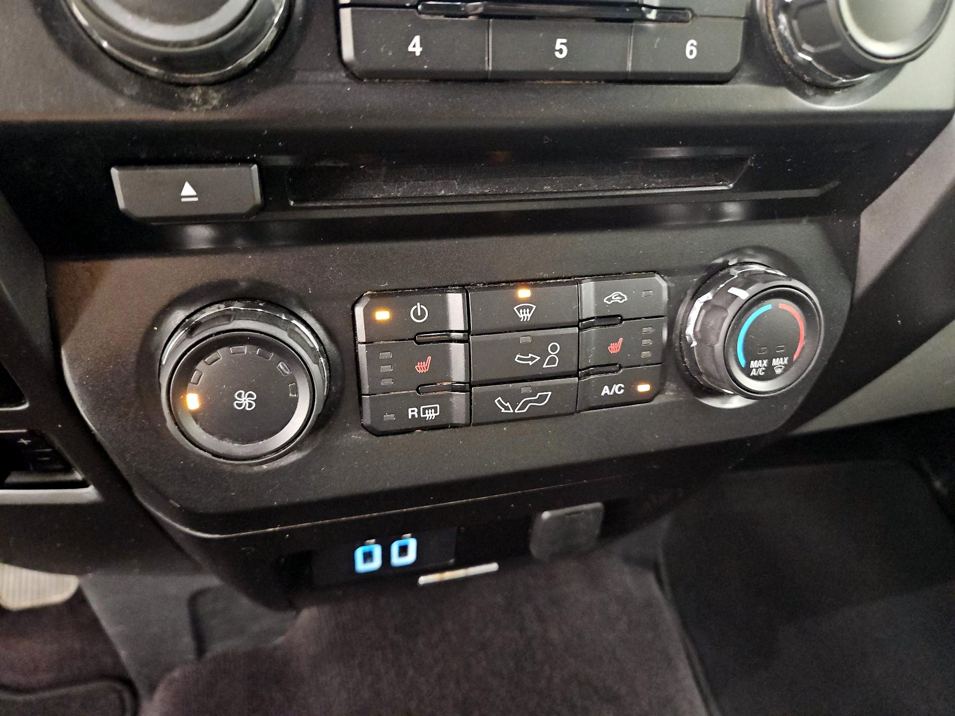 Thumbnail: 2016 Ford F-150 - 16