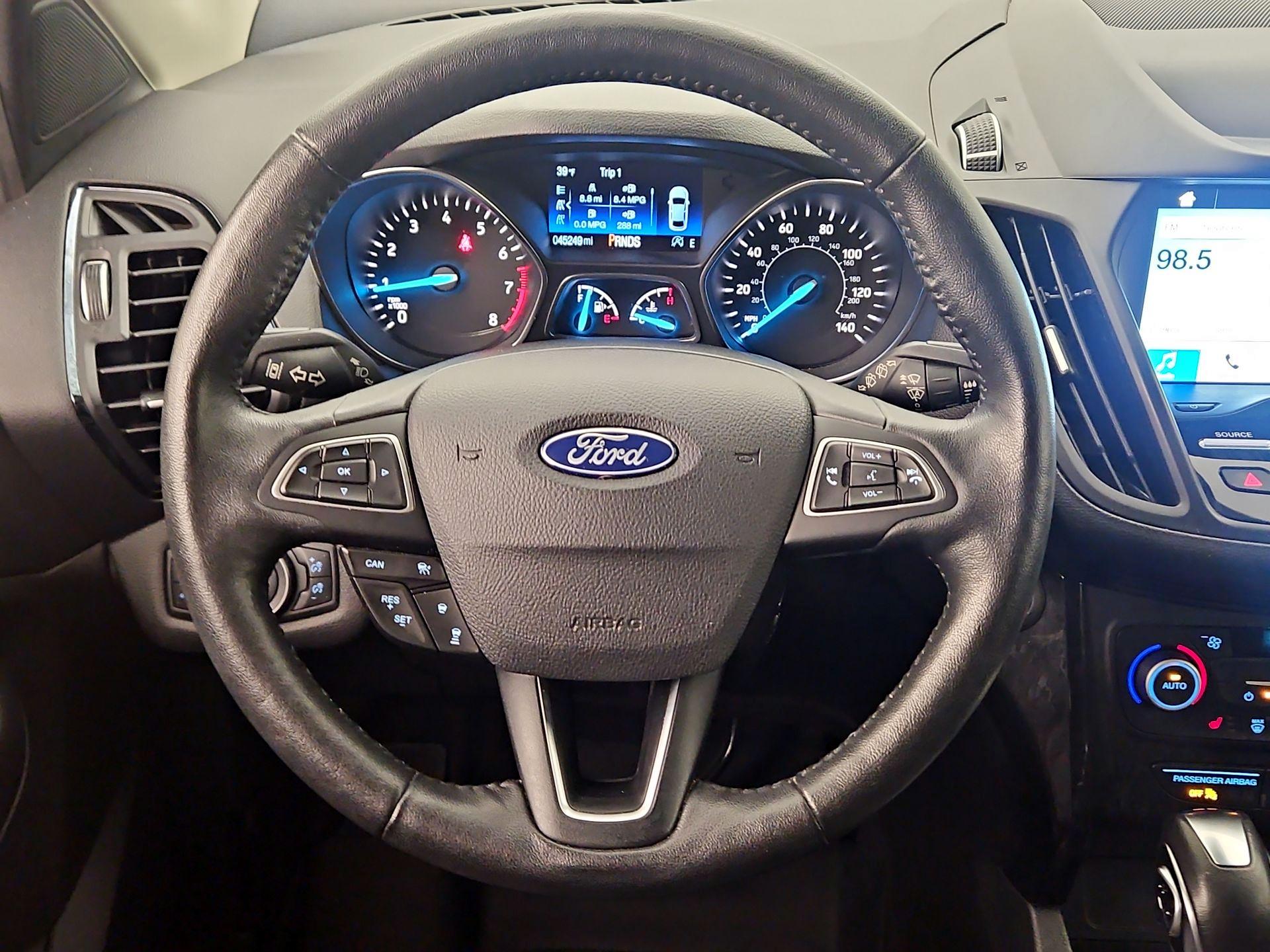 Thumbnail: 2019 Ford Escape - 10