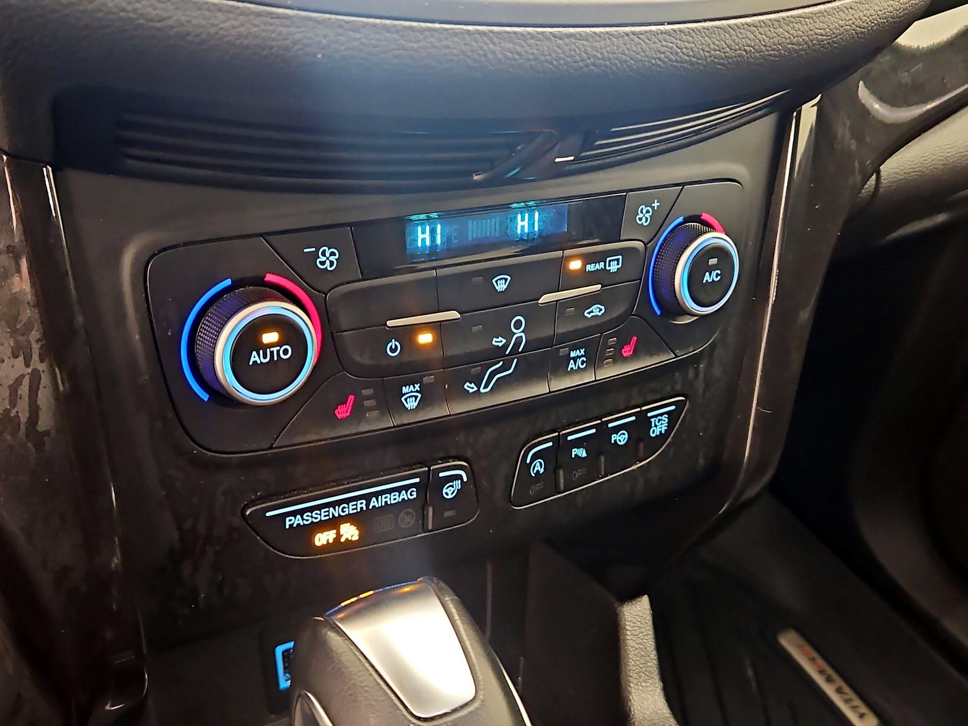 Thumbnail: 2019 Ford Escape - 17