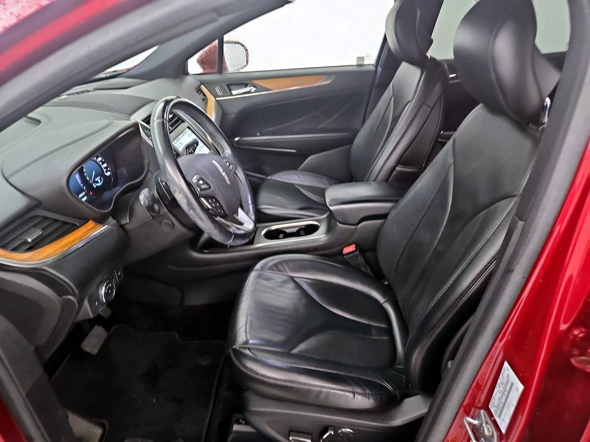 Thumbnail: 2018 Lincoln MKC - 11