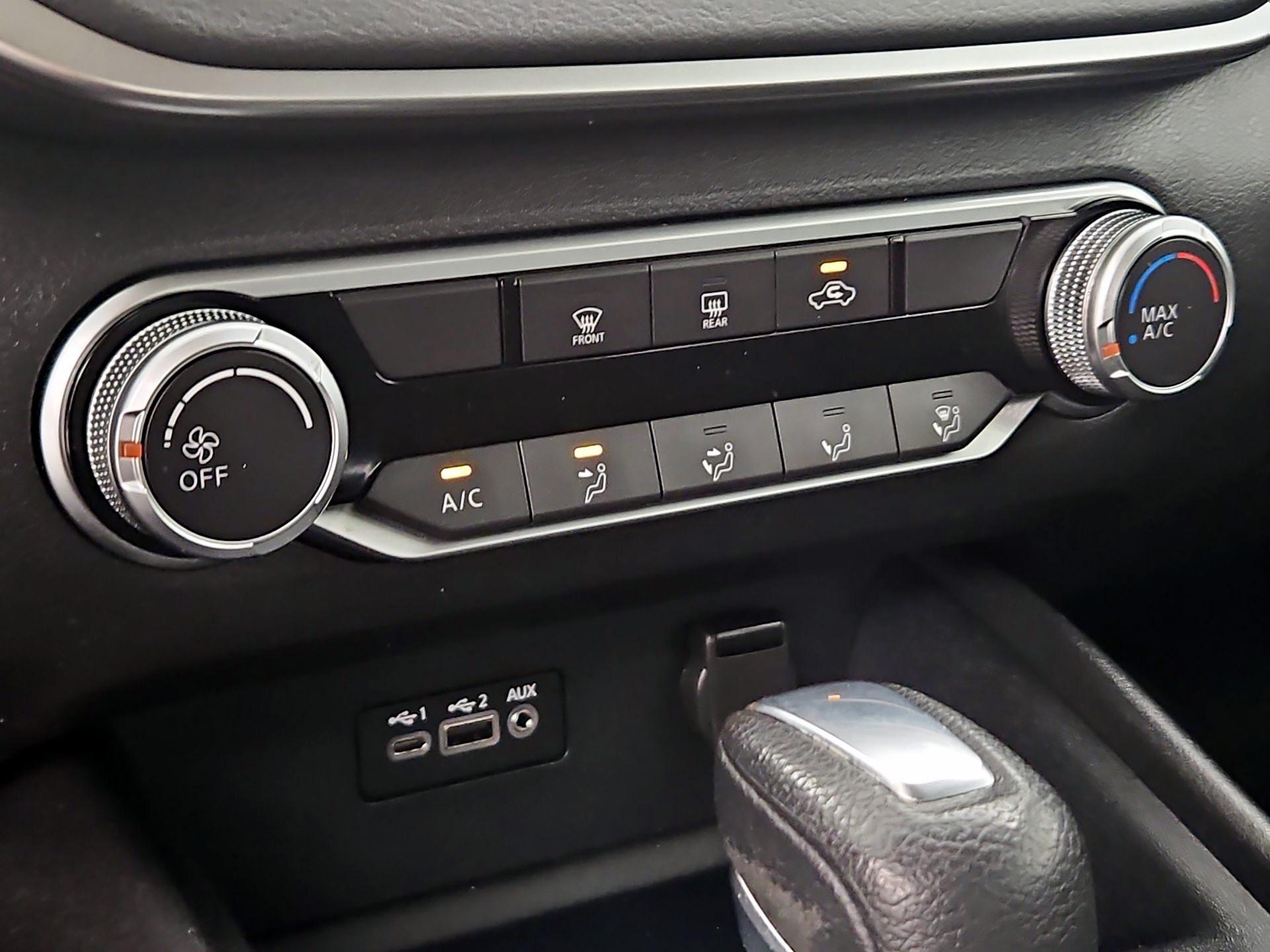 Thumbnail: 2020 Nissan Altima - 16