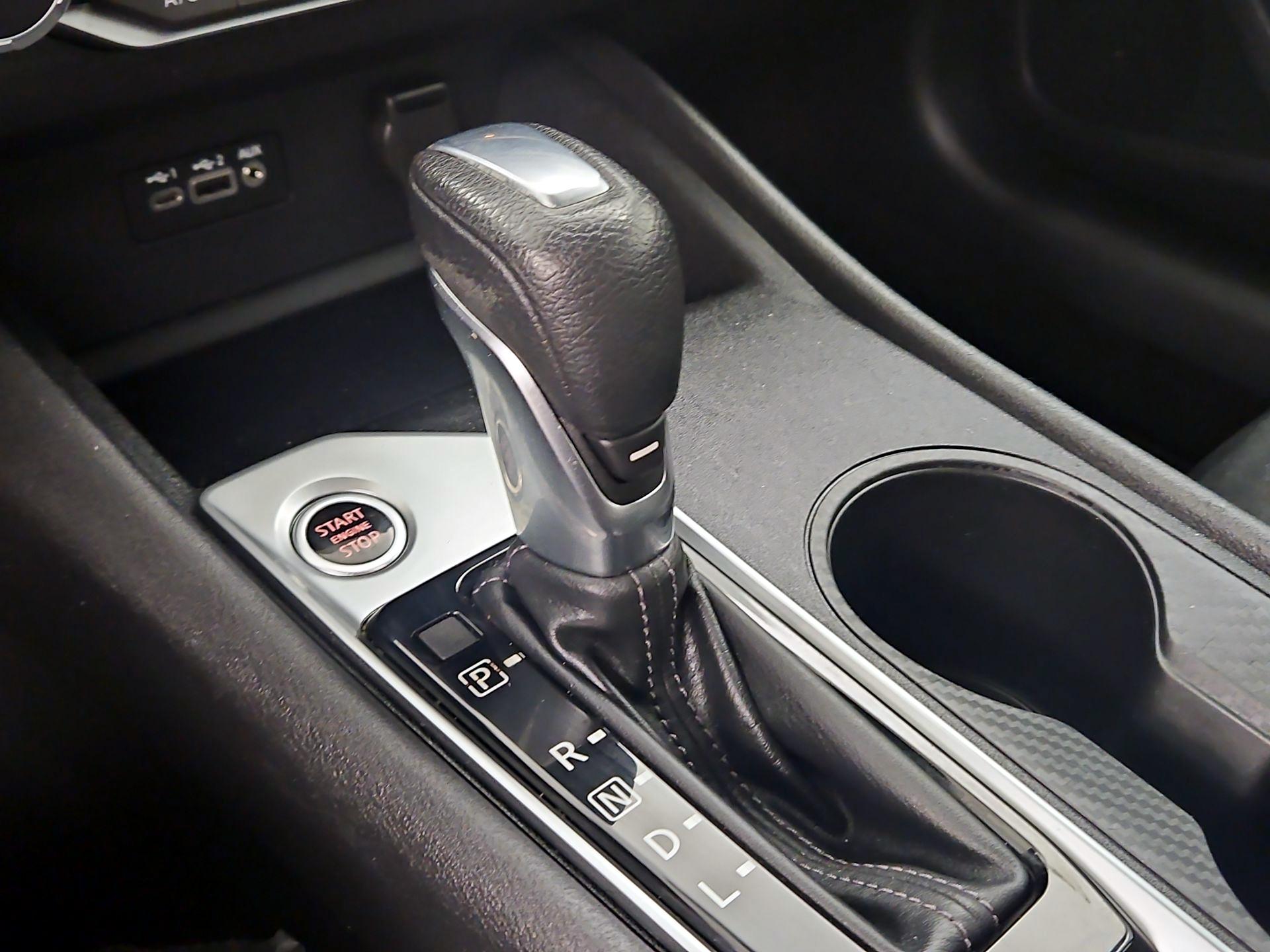 Thumbnail: 2020 Nissan Altima - 17