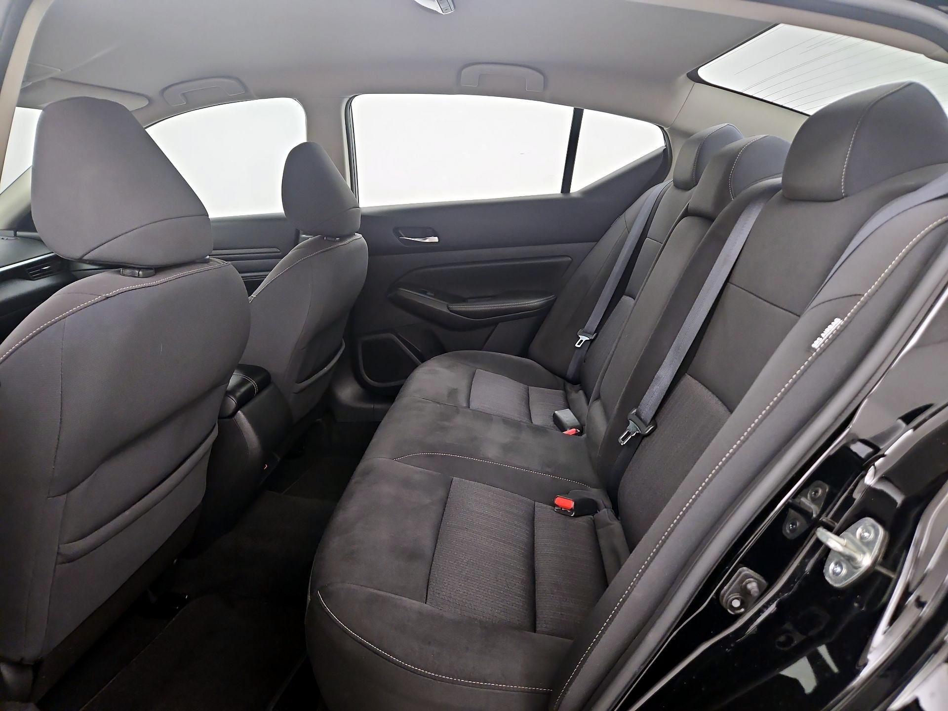 Thumbnail: 2020 Nissan Altima - 19