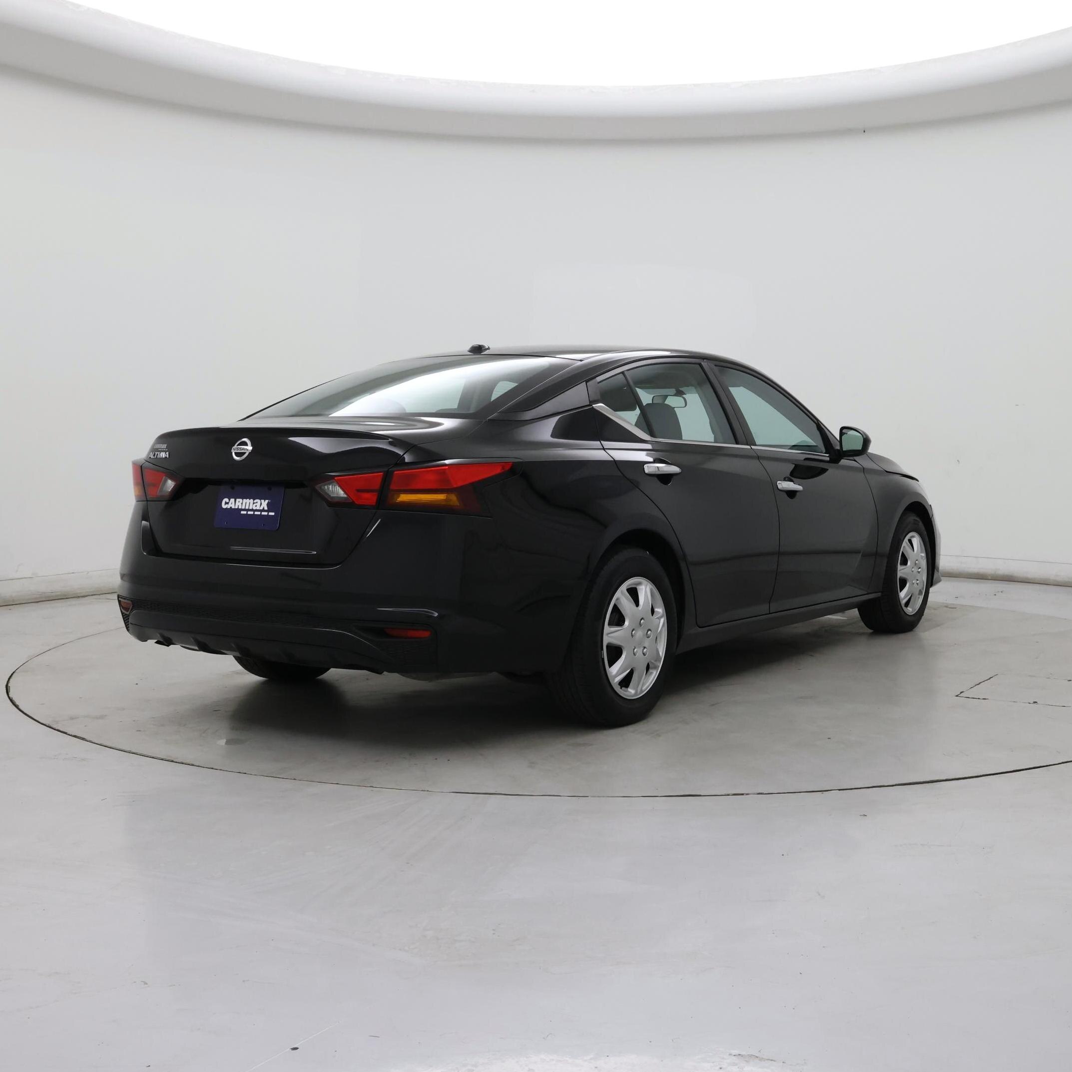 Thumbnail: 2020 Nissan Altima - 8