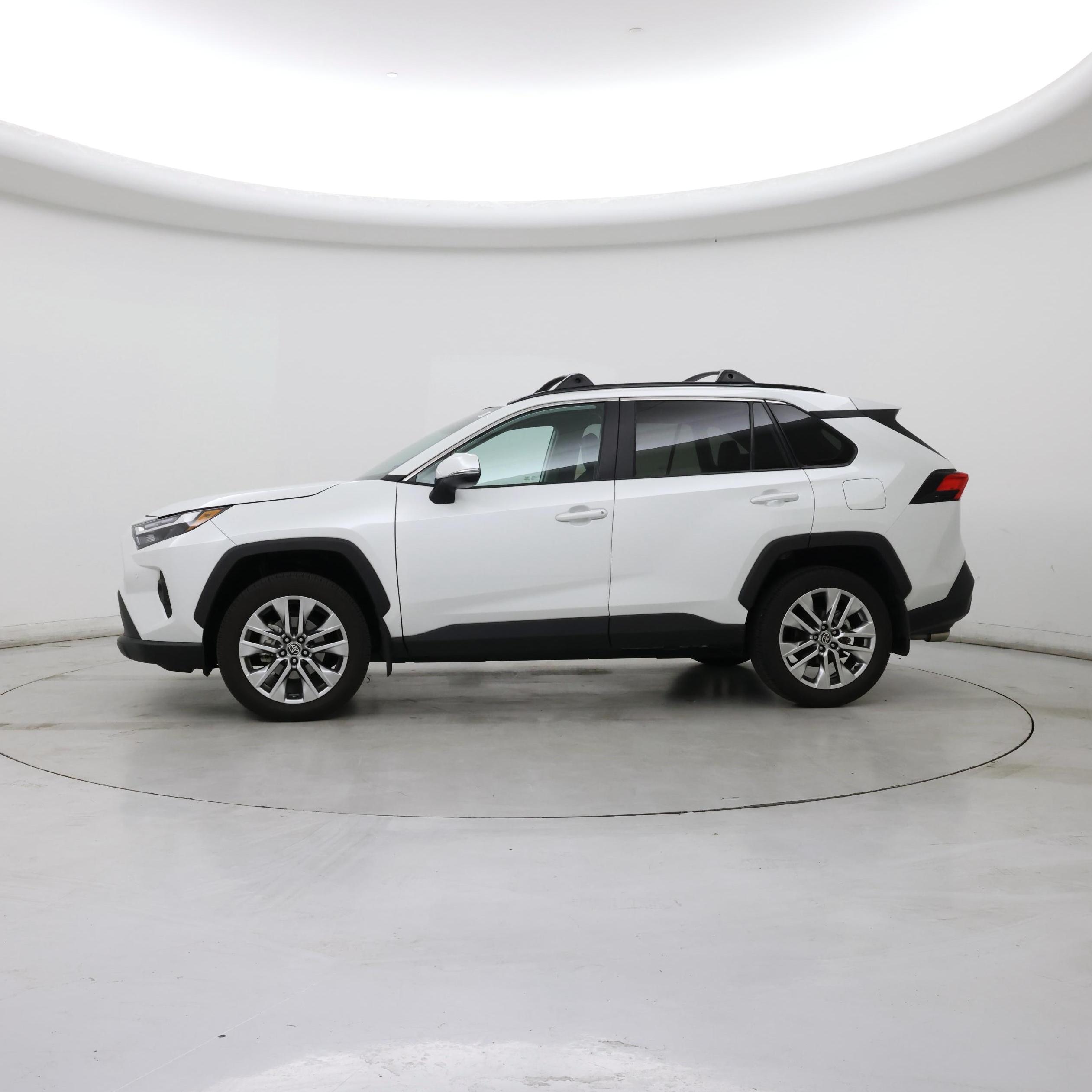 Thumbnail: 2024 Toyota RAV4 - 3