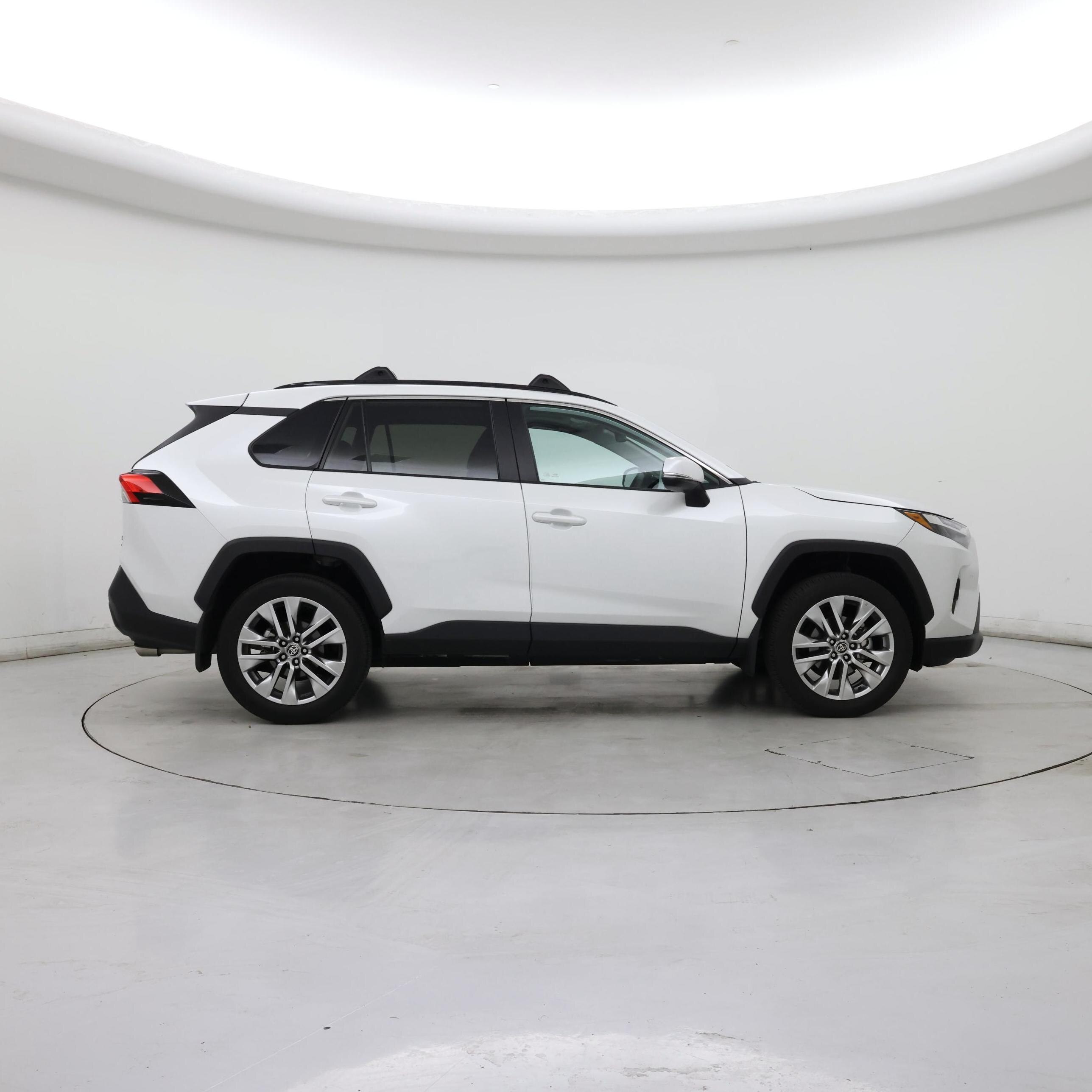 Thumbnail: 2024 Toyota RAV4 - 7