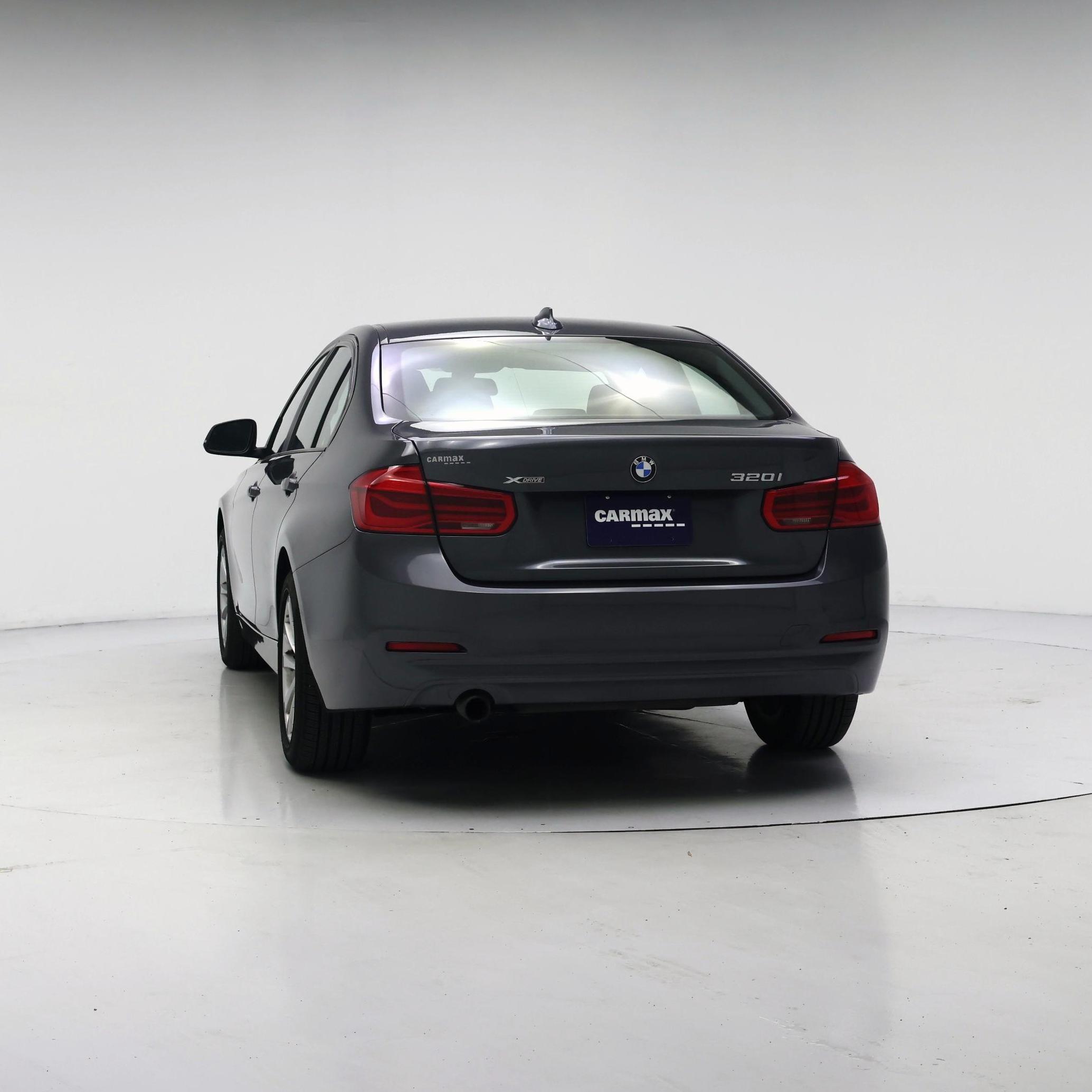 Thumbnail: 2017 BMW 3 Series - 6
