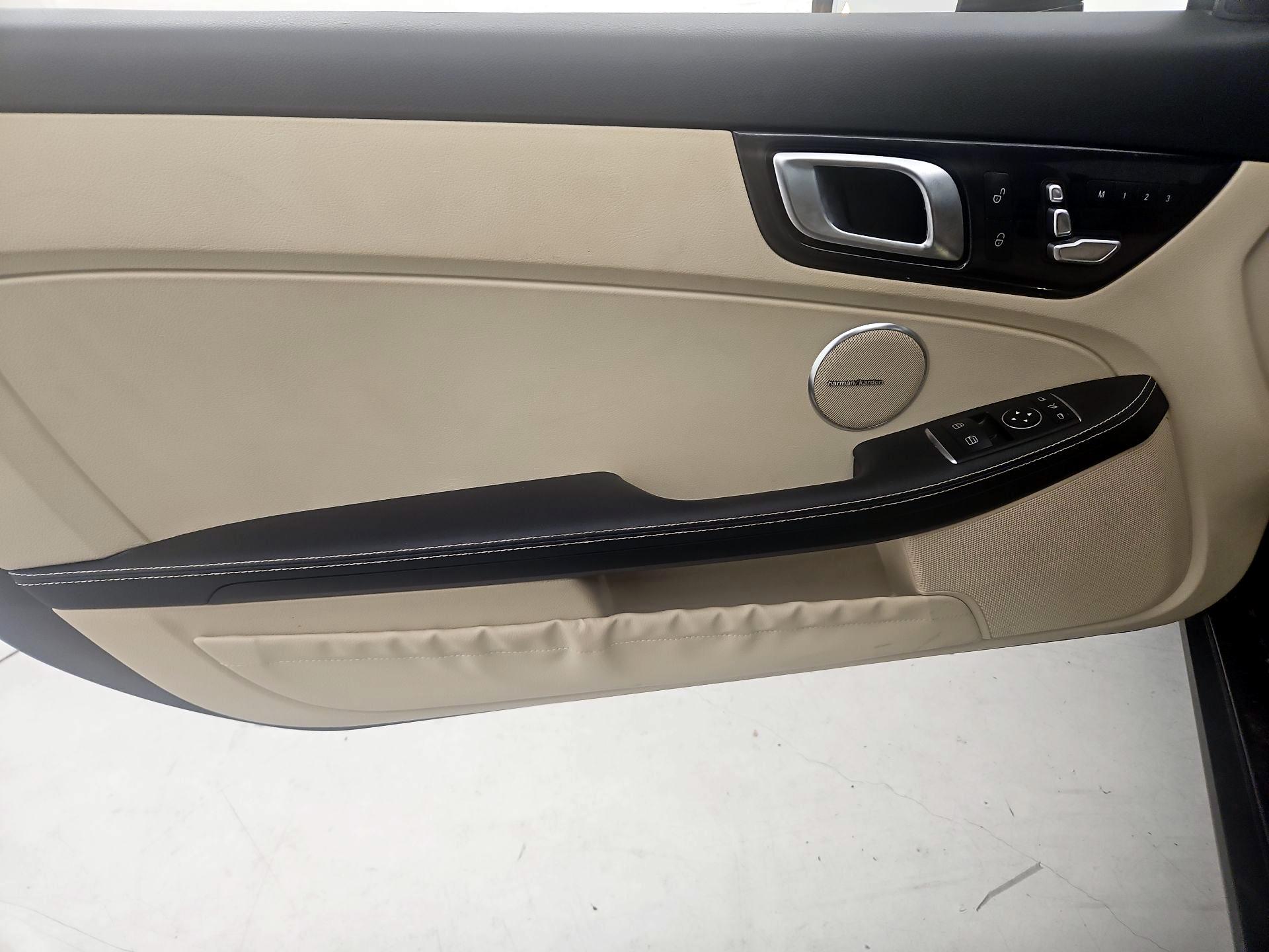 Thumbnail: 2019 Mercedes-Benz SLC - 12