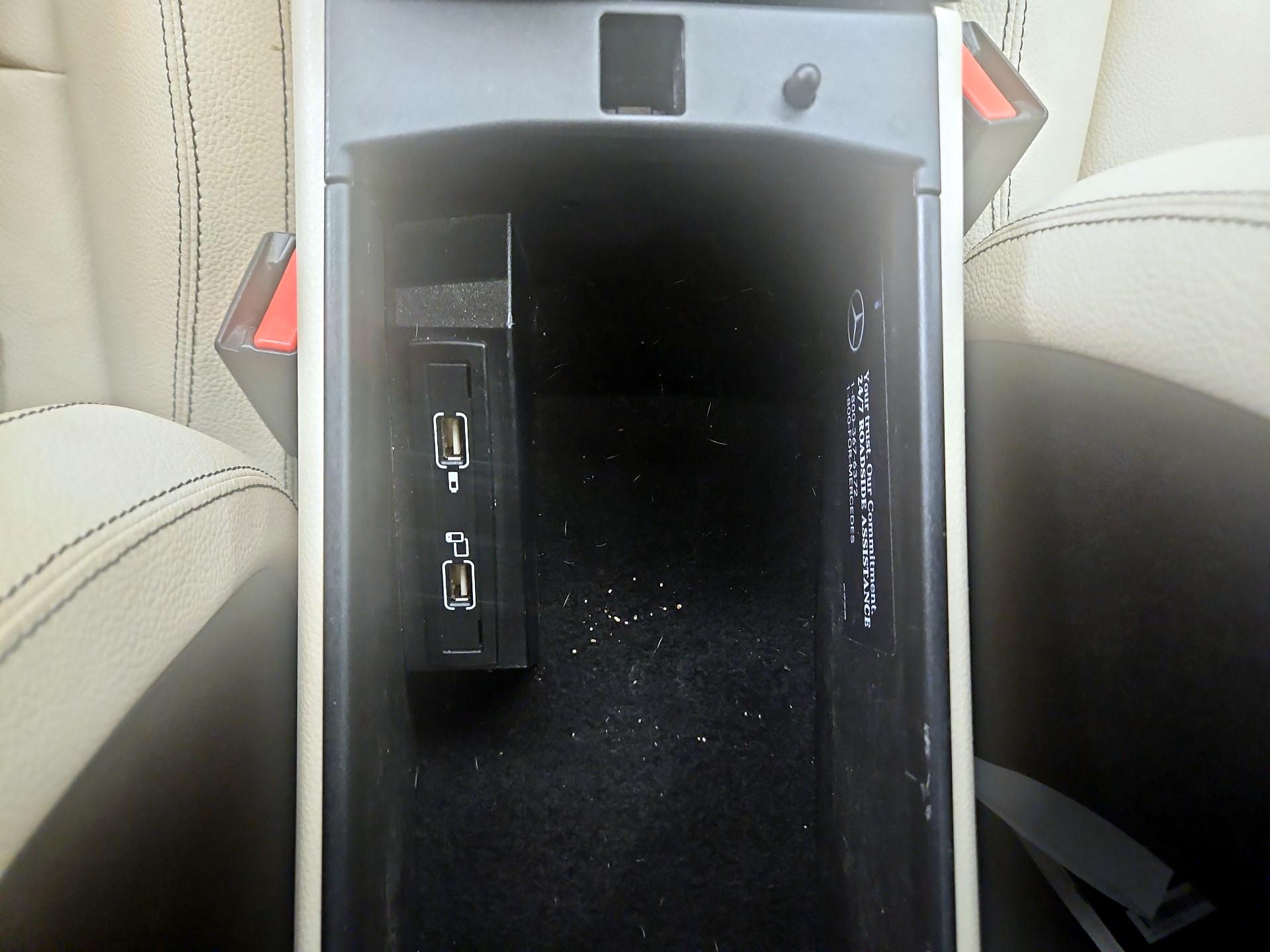 Thumbnail: 2019 Mercedes-Benz SLC - 19