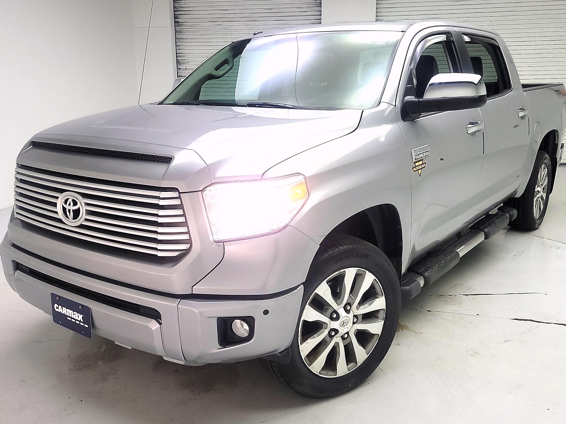 Thumbnail: 2015 Toyota Tundra - 3