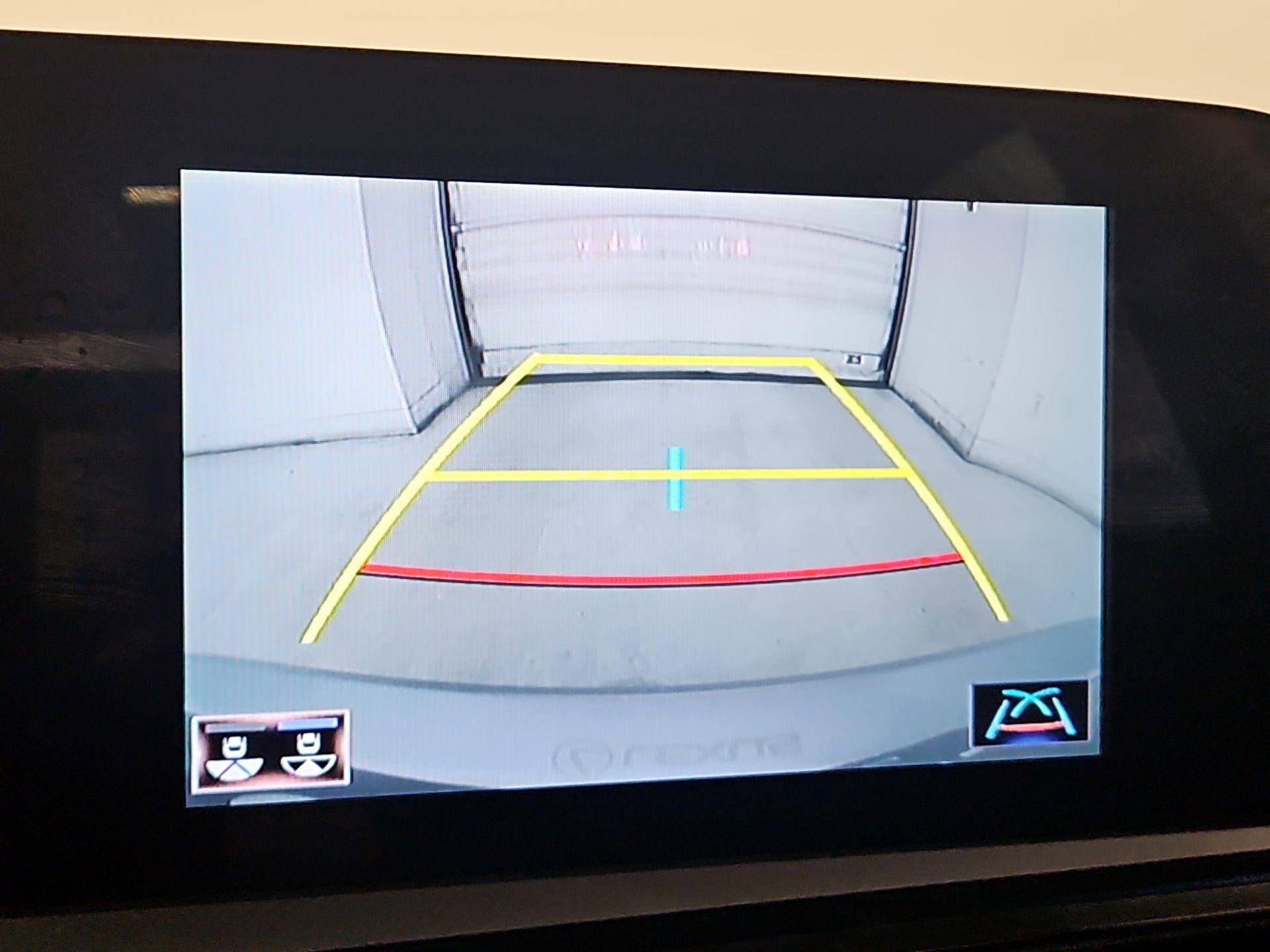 Thumbnail: 2022 Lexus ES - 14