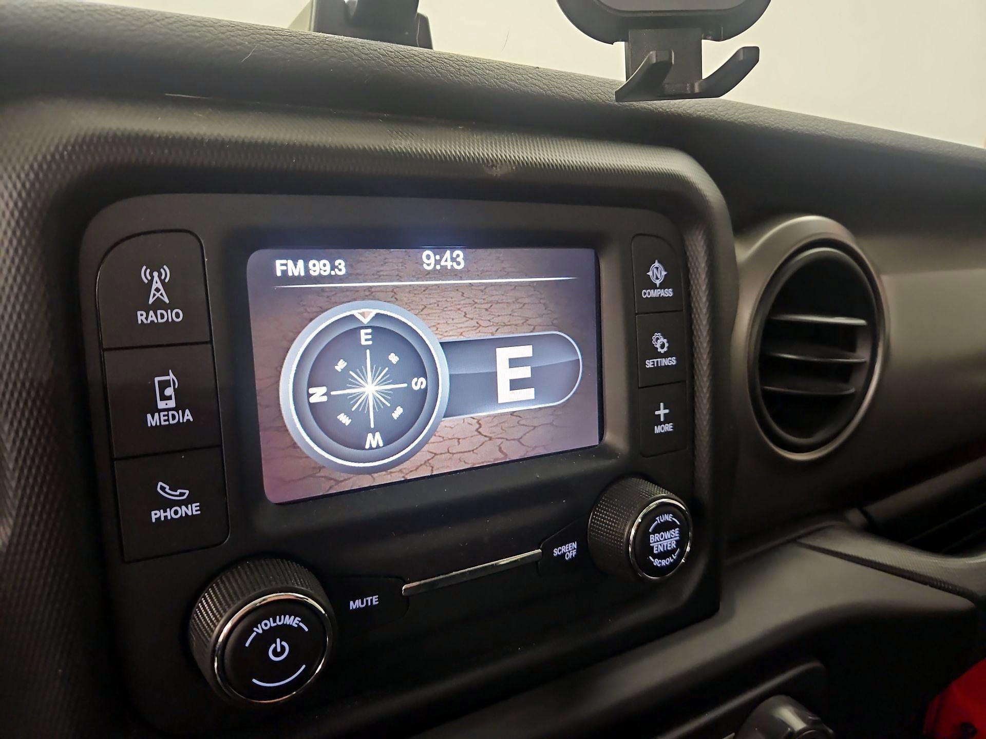 Thumbnail: 2020 Jeep Wrangler - 14