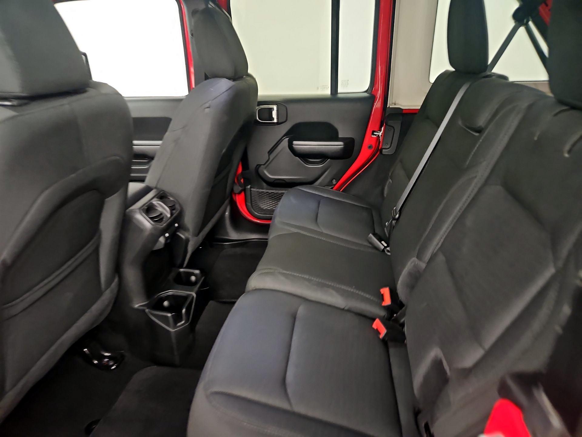 Thumbnail: 2020 Jeep Wrangler - 18