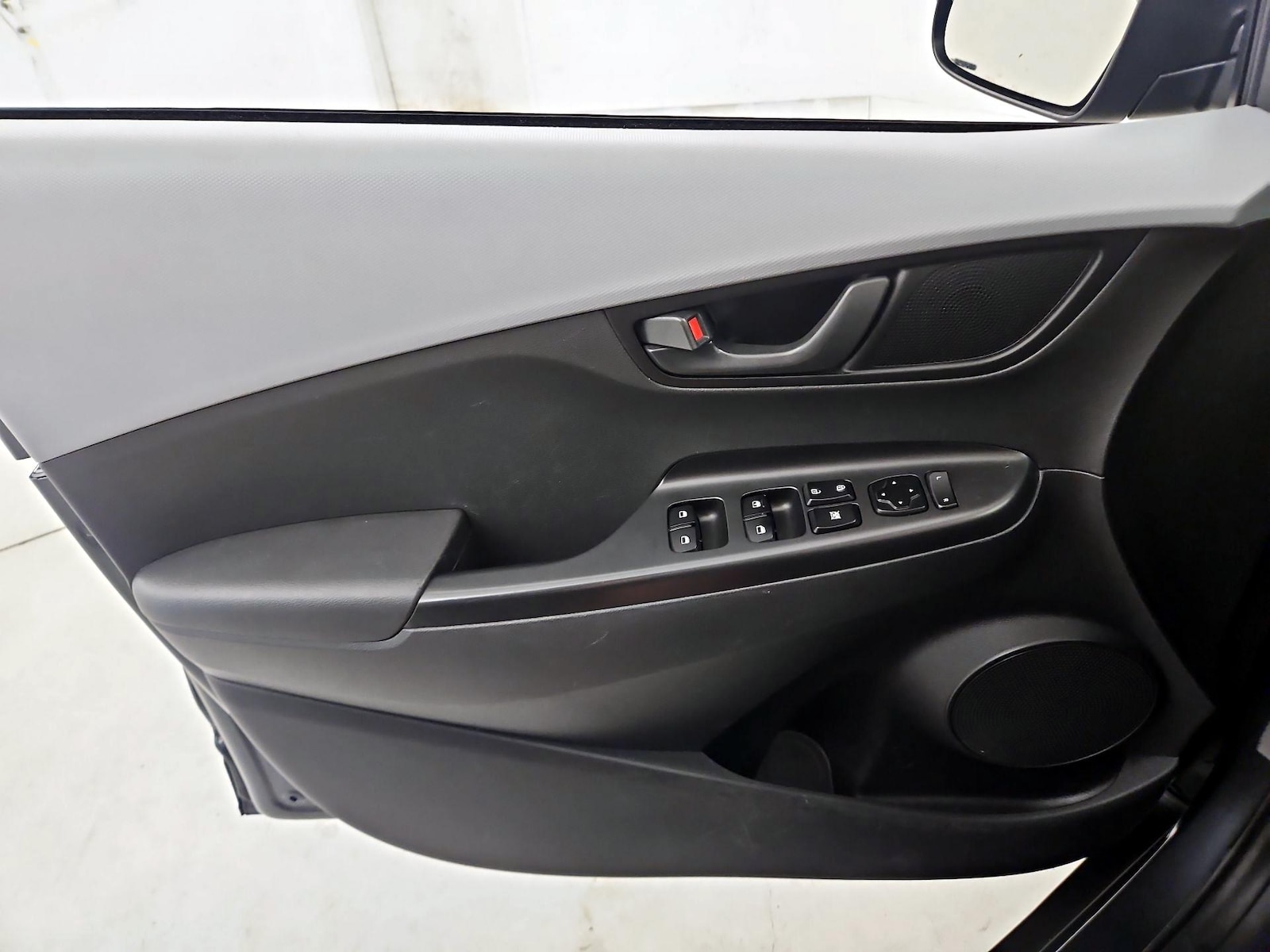 2020 Hyundai Kona SE - Photo 13