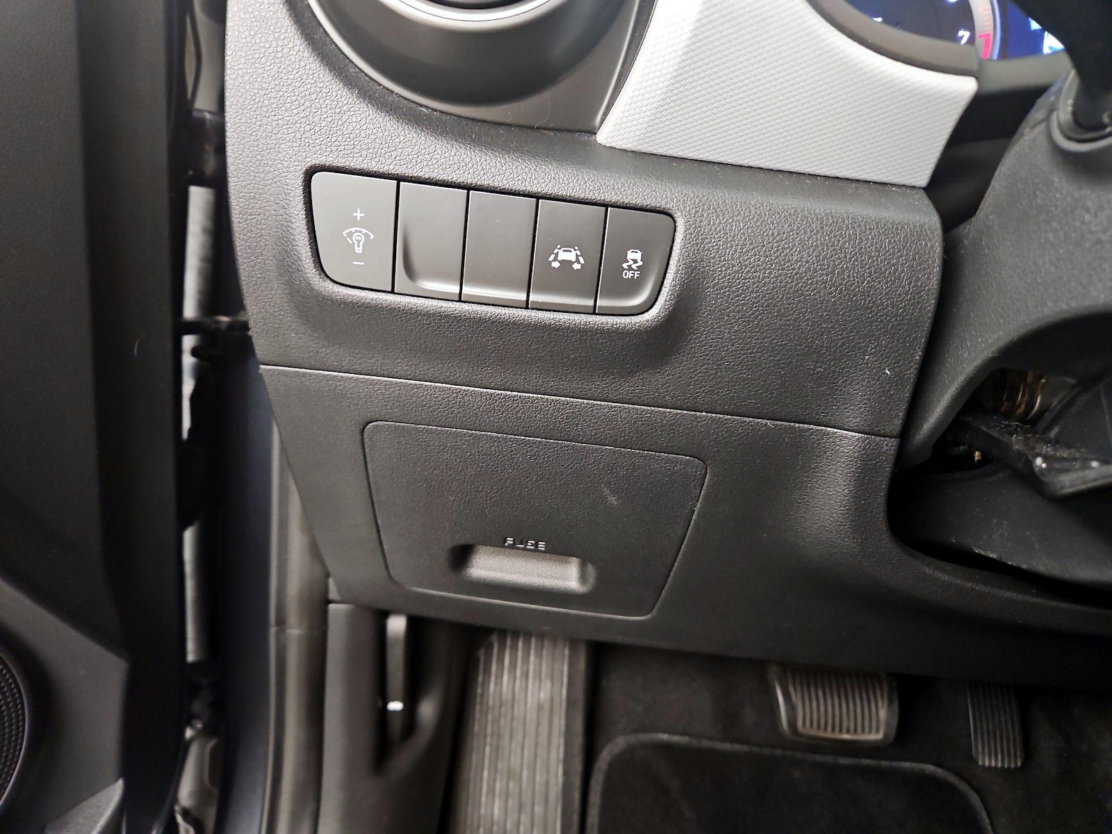 2020 Hyundai Kona SE - Photo 14