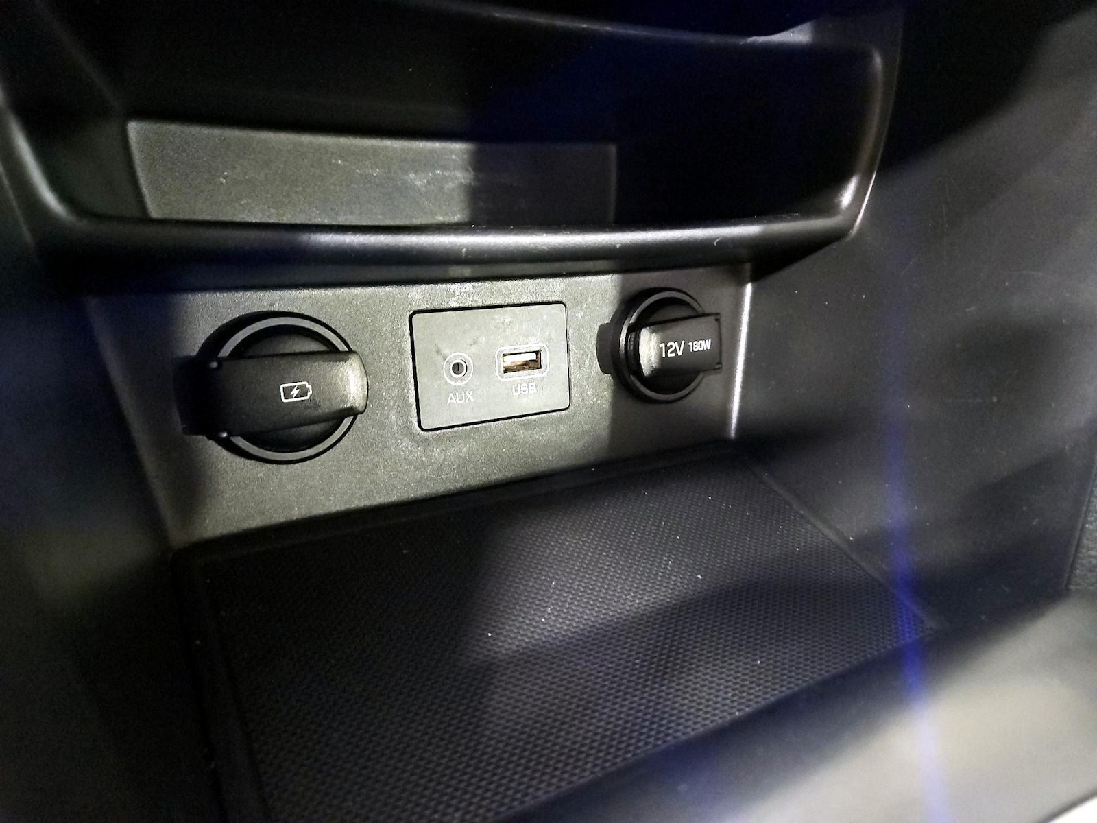 2020 Hyundai Kona SE - Photo 18