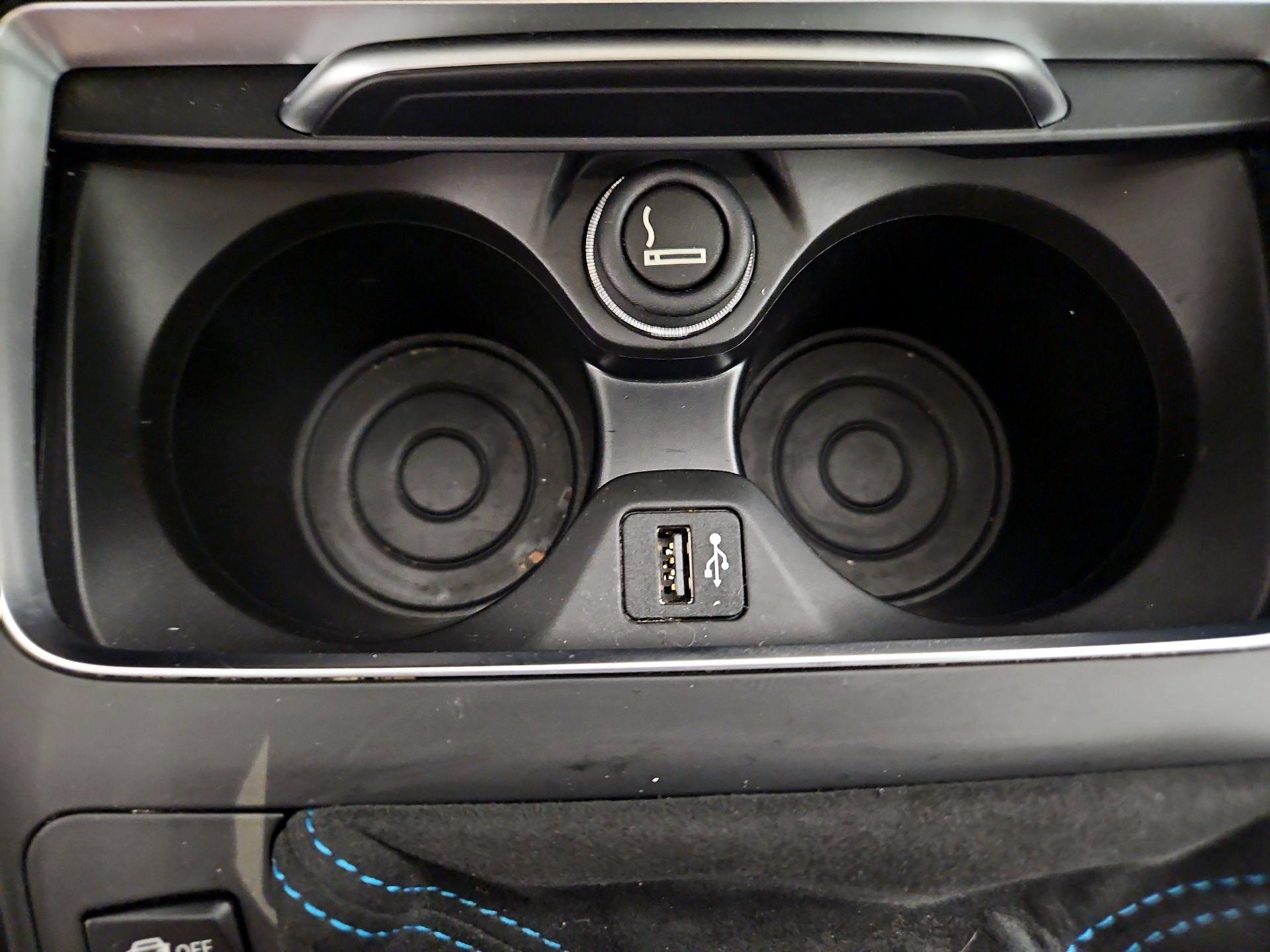 Thumbnail: 2021 BMW M2 - 19