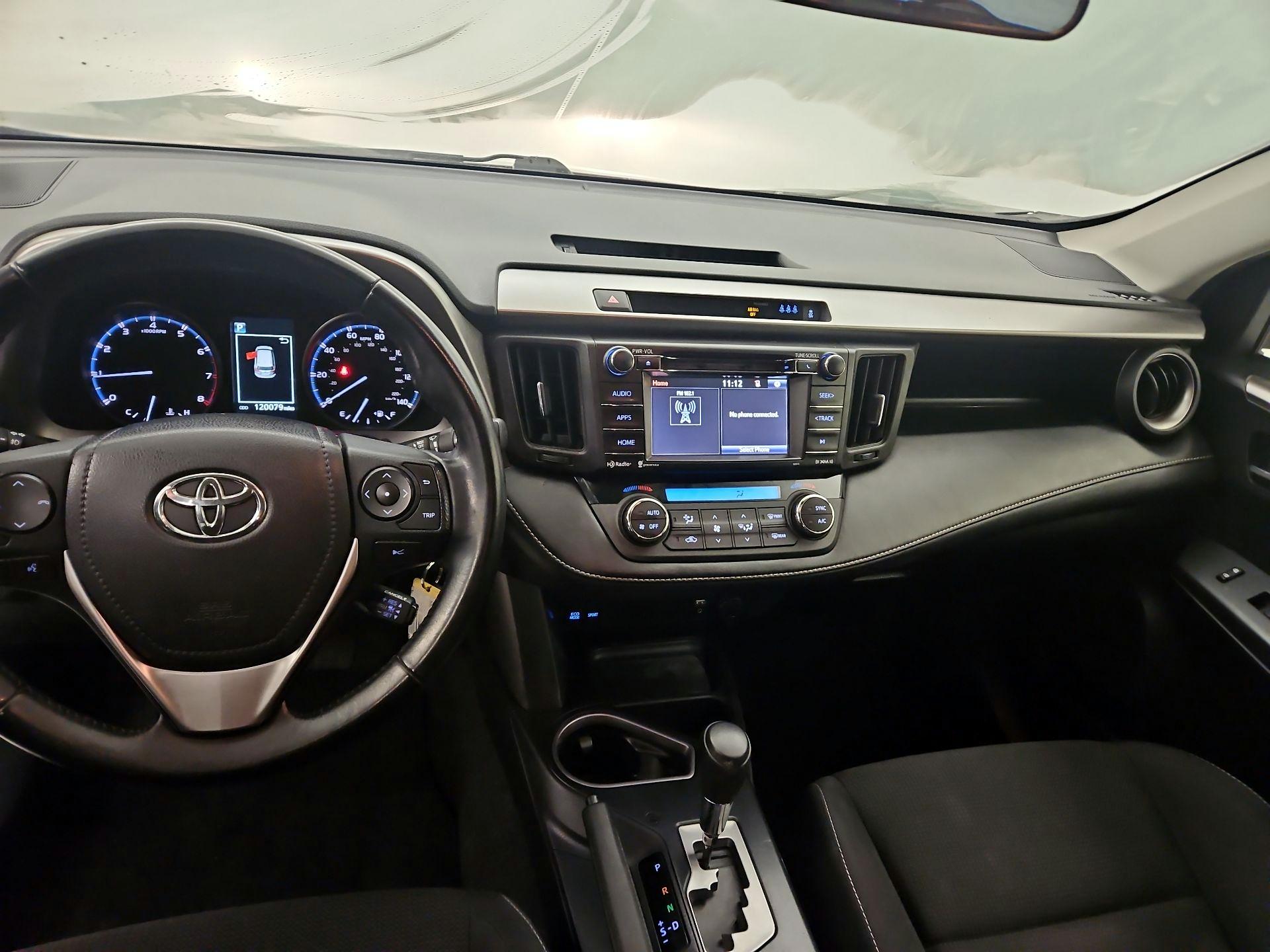 Thumbnail: 2017 Toyota RAV4 - 9