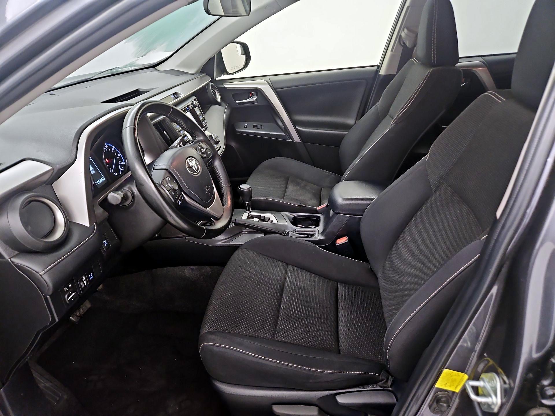 Thumbnail: 2017 Toyota RAV4 - 11