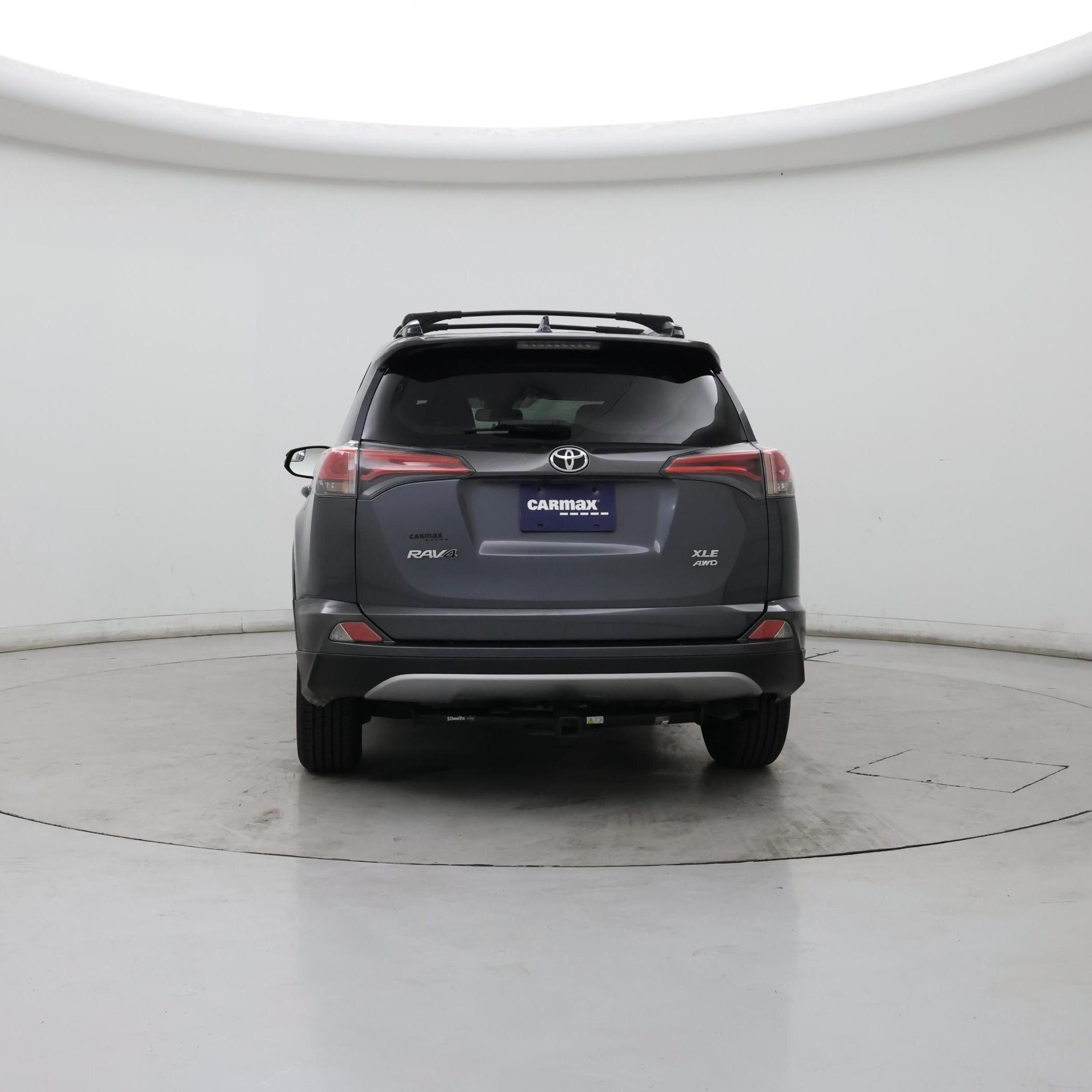 Thumbnail: 2017 Toyota RAV4 - 6