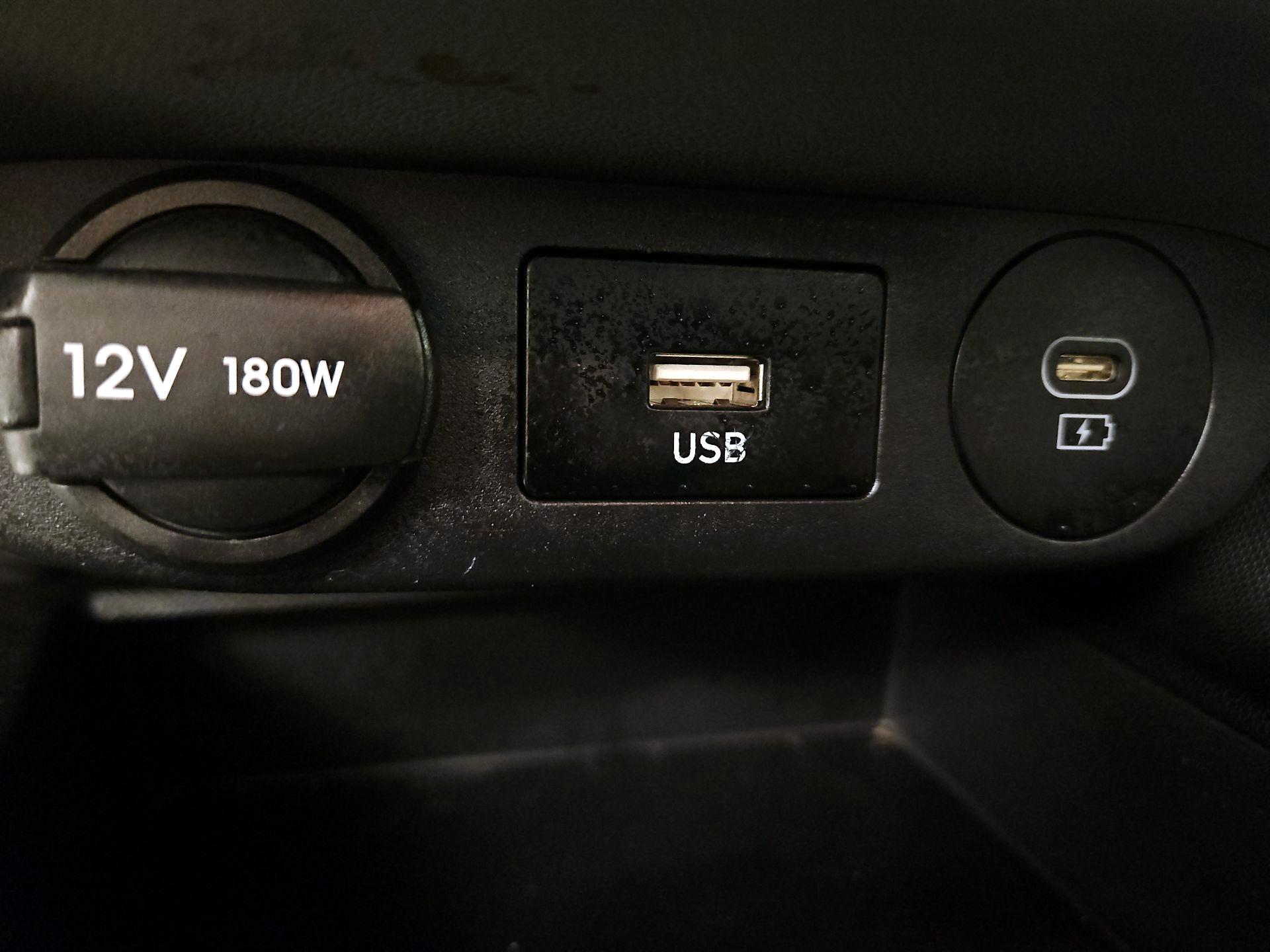 Thumbnail: 2024 Hyundai Elantra - 19