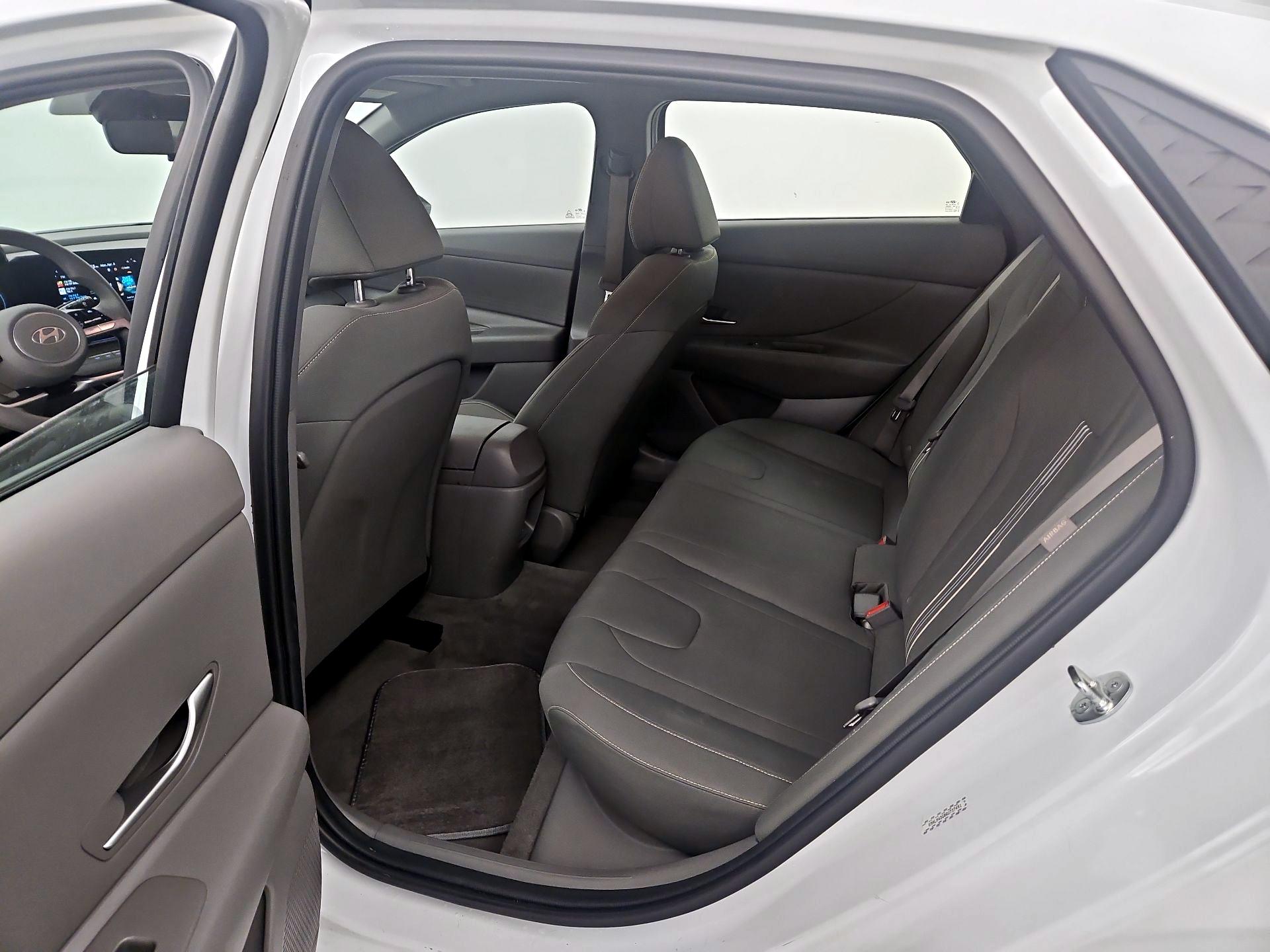 Thumbnail: 2024 Hyundai Elantra - 20