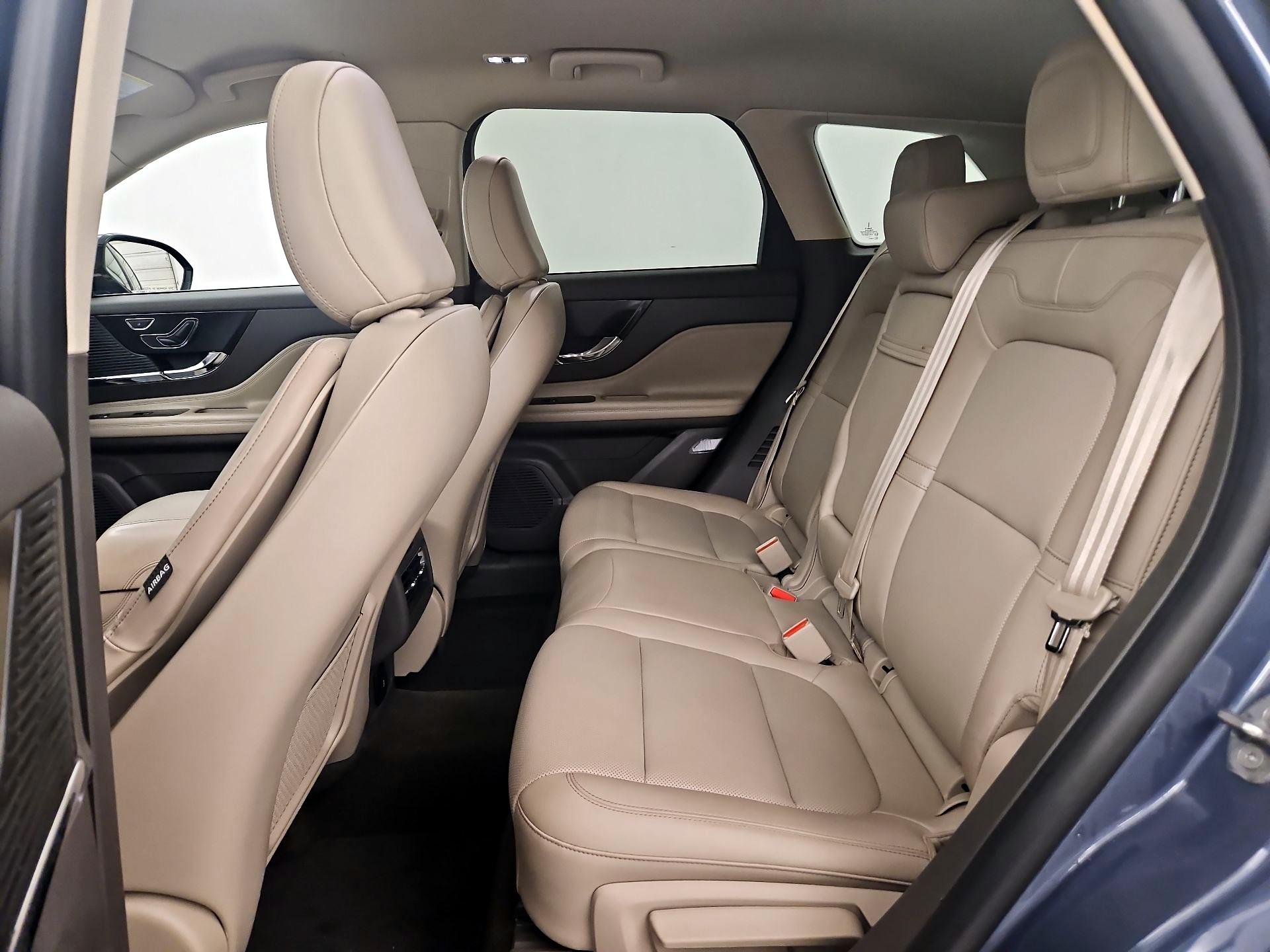 Thumbnail: 2022 Lincoln Corsair - 20