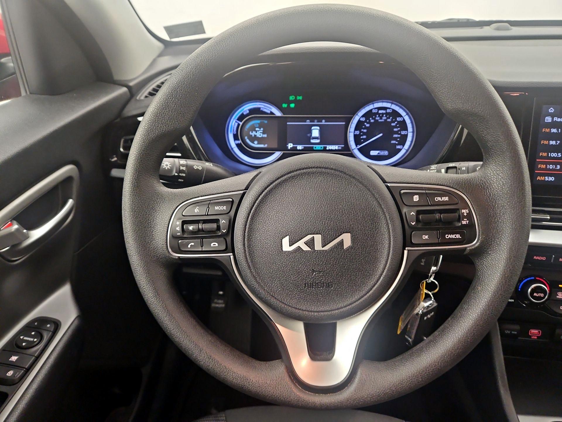 Thumbnail: 2022 Kia Niro - 10