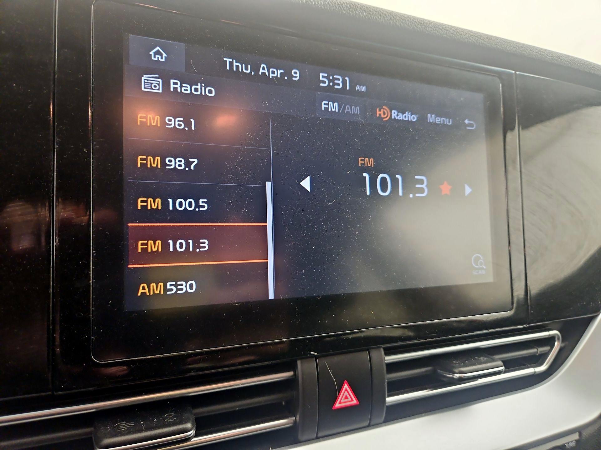 Thumbnail: 2022 Kia Niro - 15