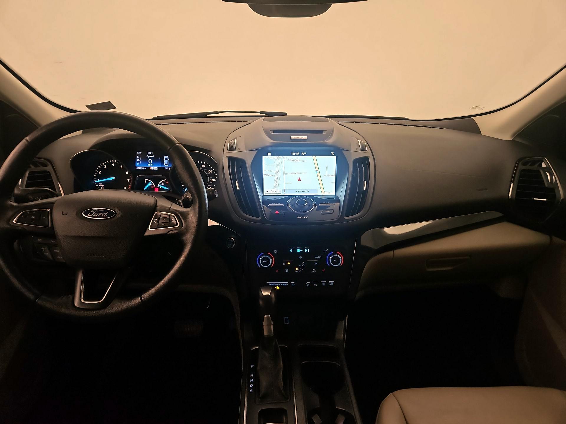 Thumbnail: 2017 Ford Escape - 9