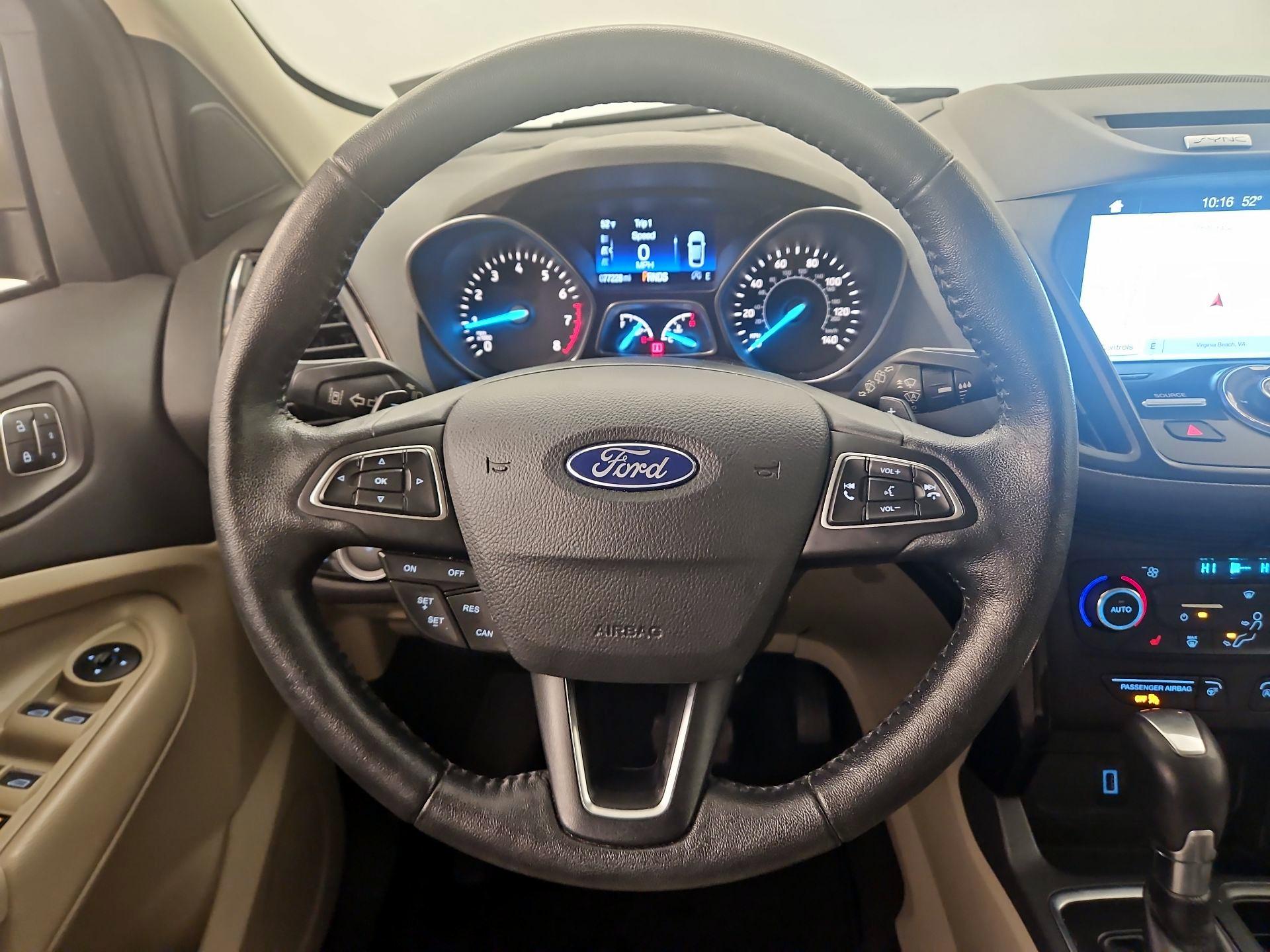 Thumbnail: 2017 Ford Escape - 10