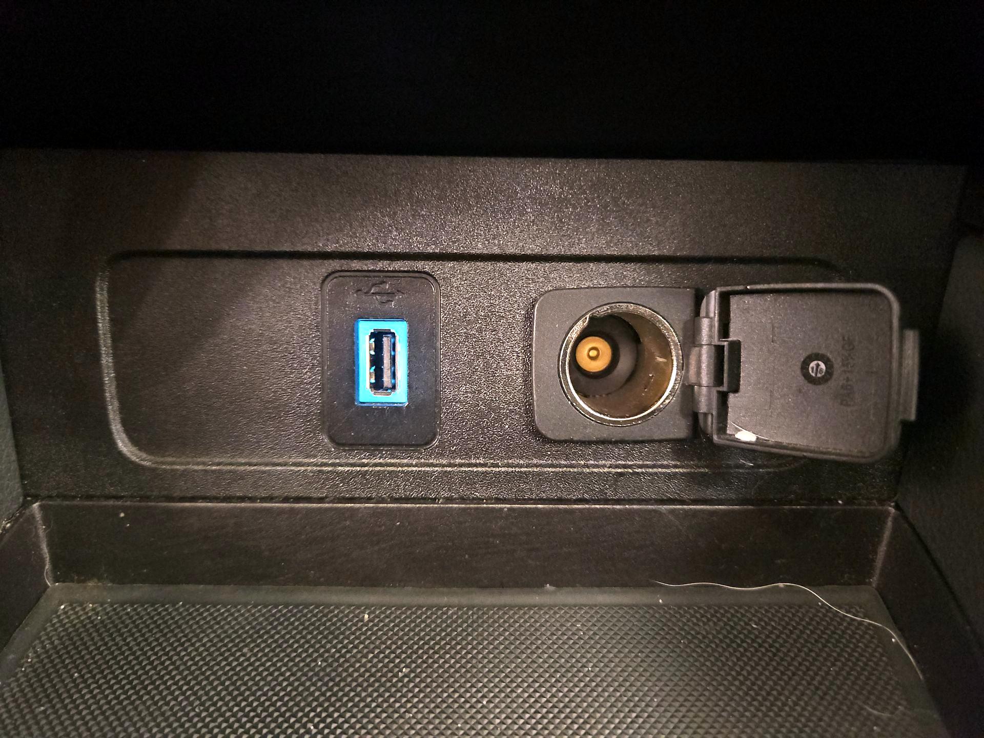 Thumbnail: 2017 Ford Escape - 19