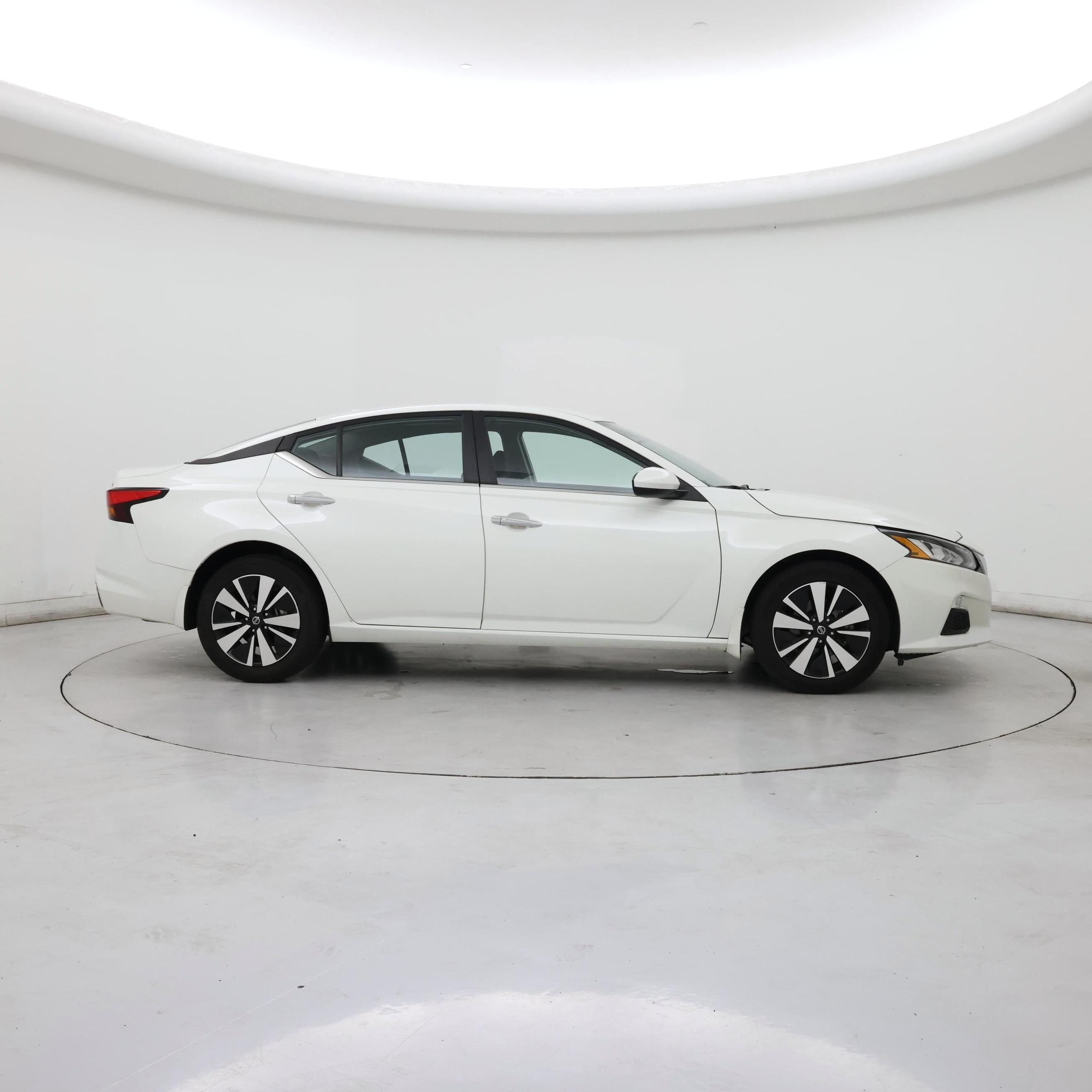 Thumbnail: 2022 Nissan Altima - 7