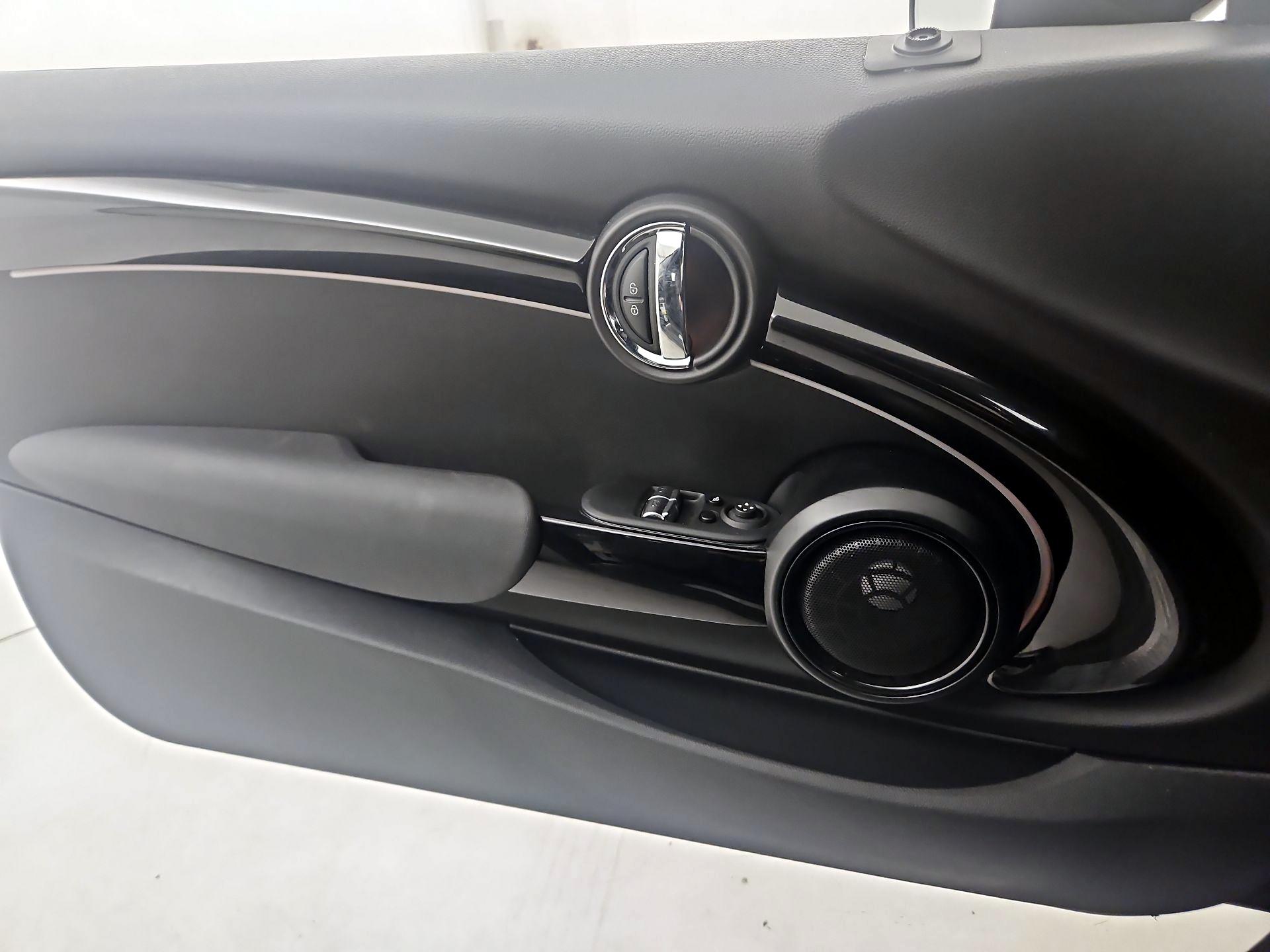 Thumbnail: 2024 MINI Cooper Hardtop - 12