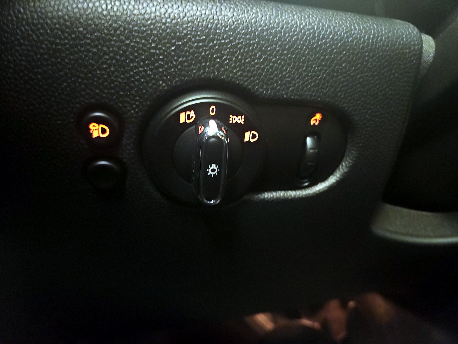 Thumbnail: 2024 MINI Cooper Hardtop - 13