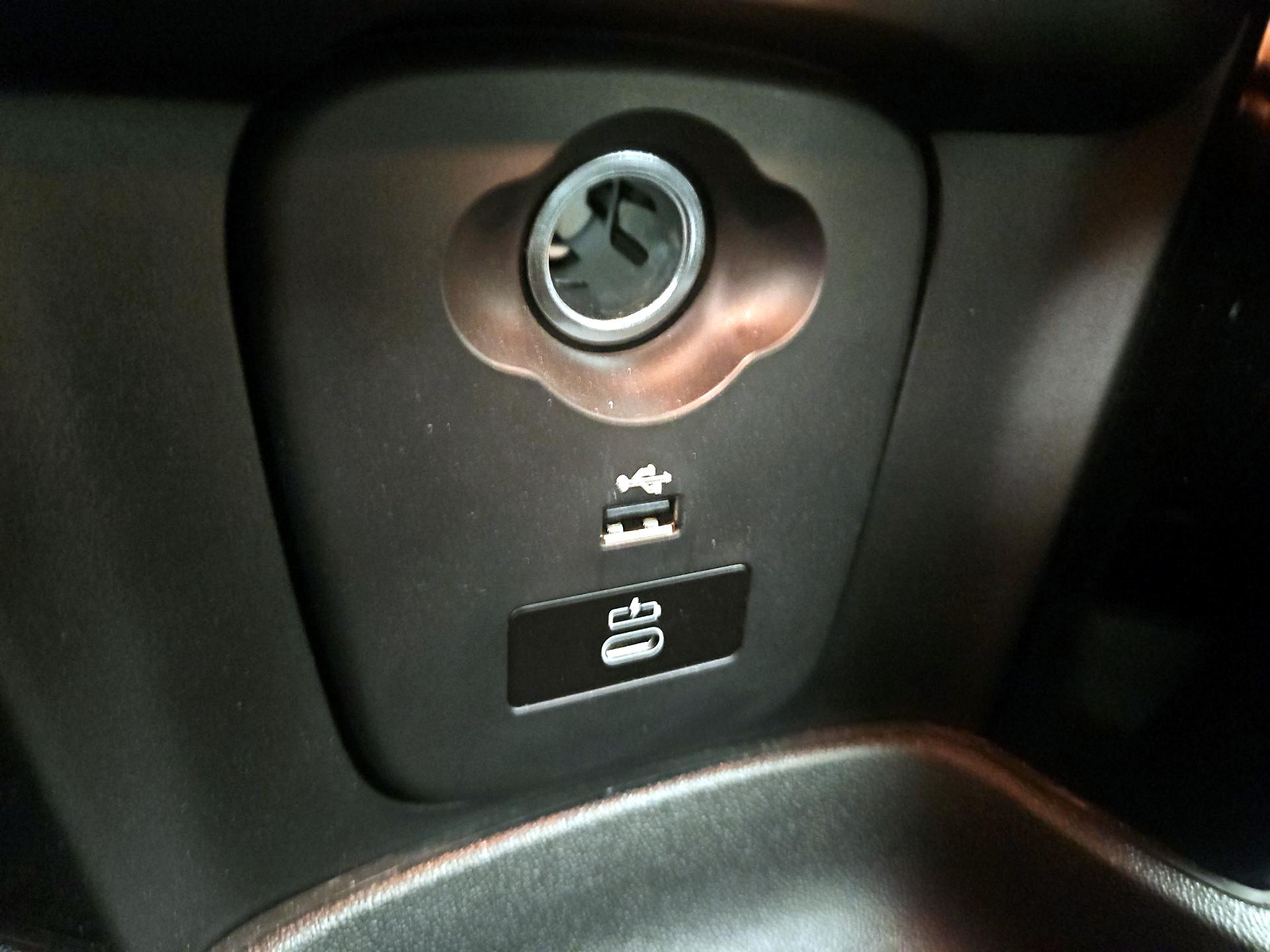 Thumbnail: 2024 MINI Cooper Hardtop - 18