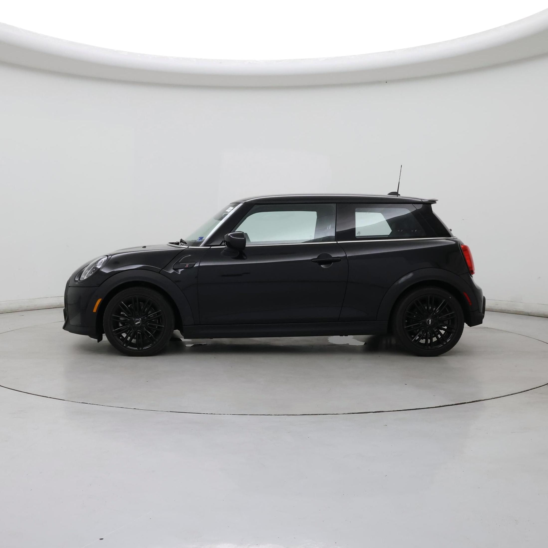 Thumbnail: 2024 MINI Cooper Hardtop - 3